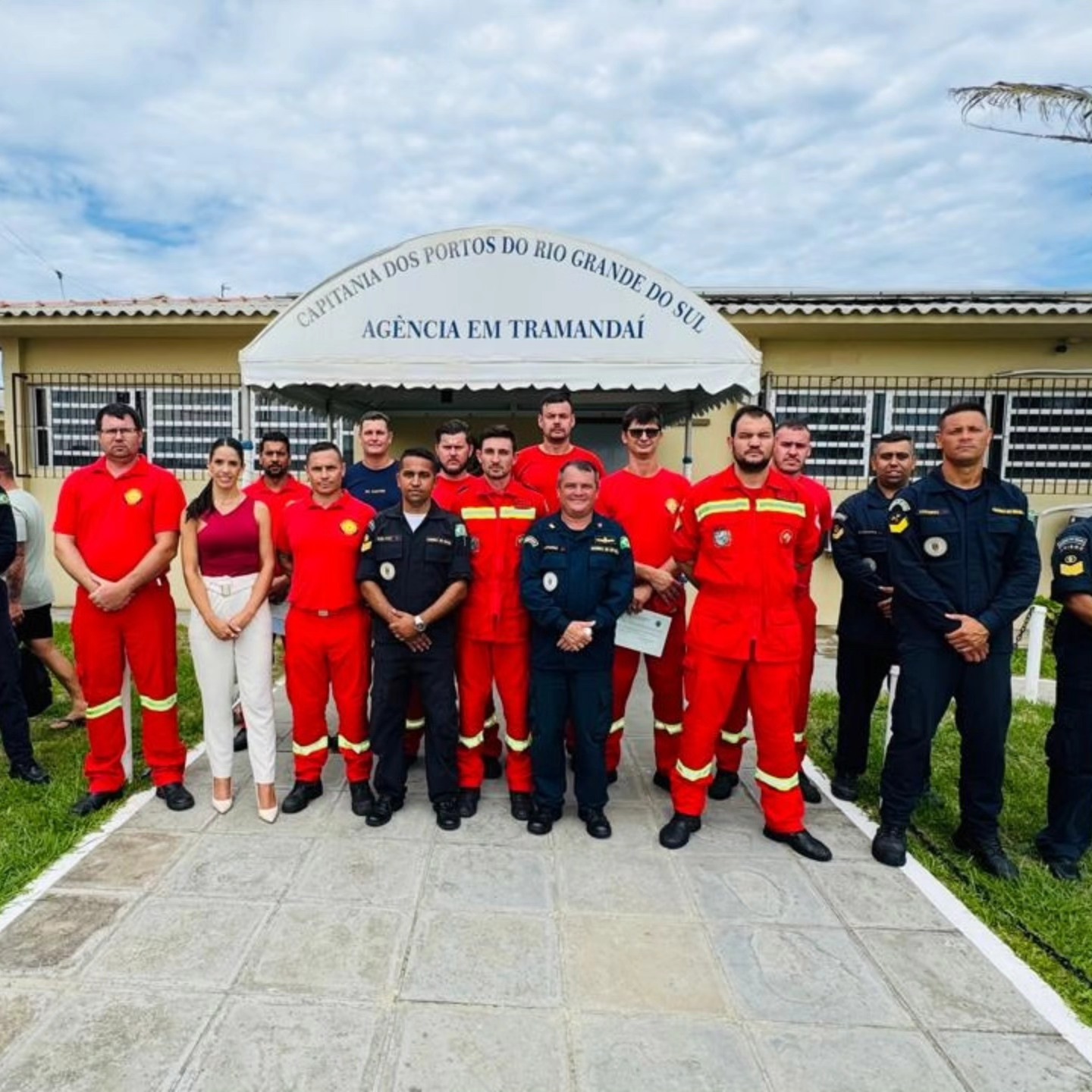 Bombeiros Voluntários de Rolante concluem formação na Marinha