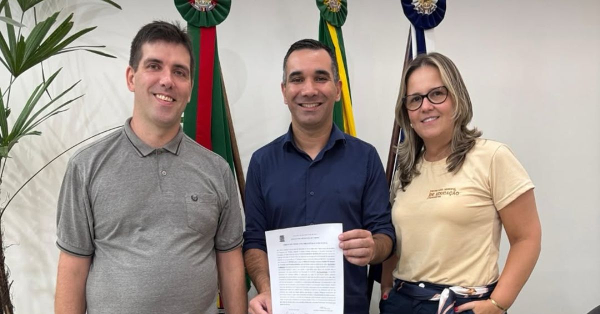 Parobé avança na reativação da Biblioteca Municipal