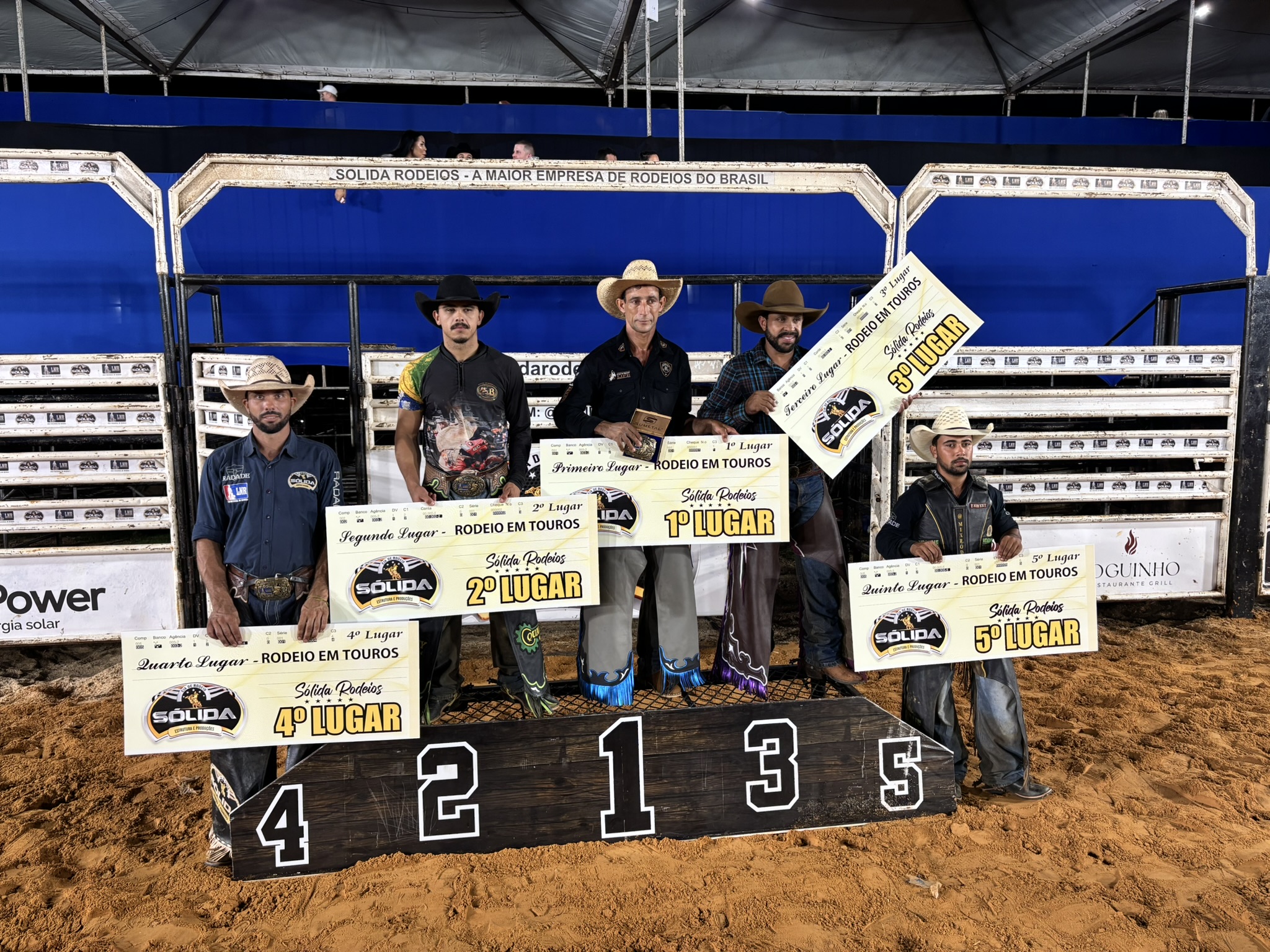 Nilson dos Santos vence Rodeio Country de Parobé e garante vaga no rodeio de Barretos