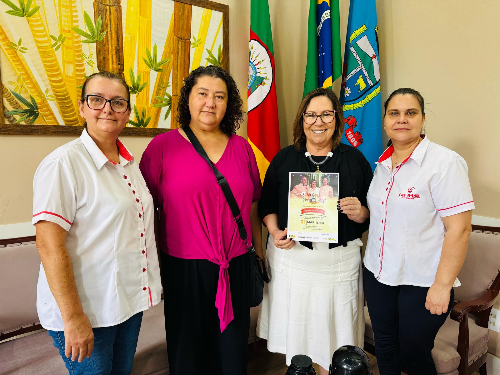 Projeto cultural leva teatro, literatura e música aos moradores do Lar Oase em Taquara