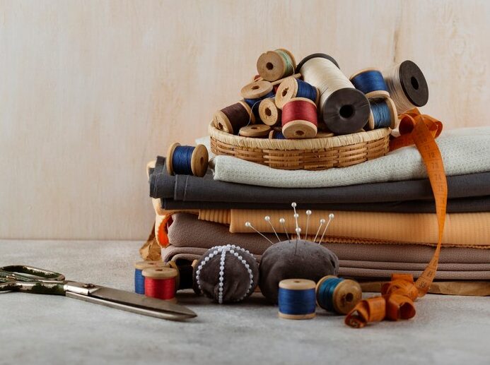 Projeto Justiça Racial abre inscrições para nova turma do curso gratuito de Corte e Costura