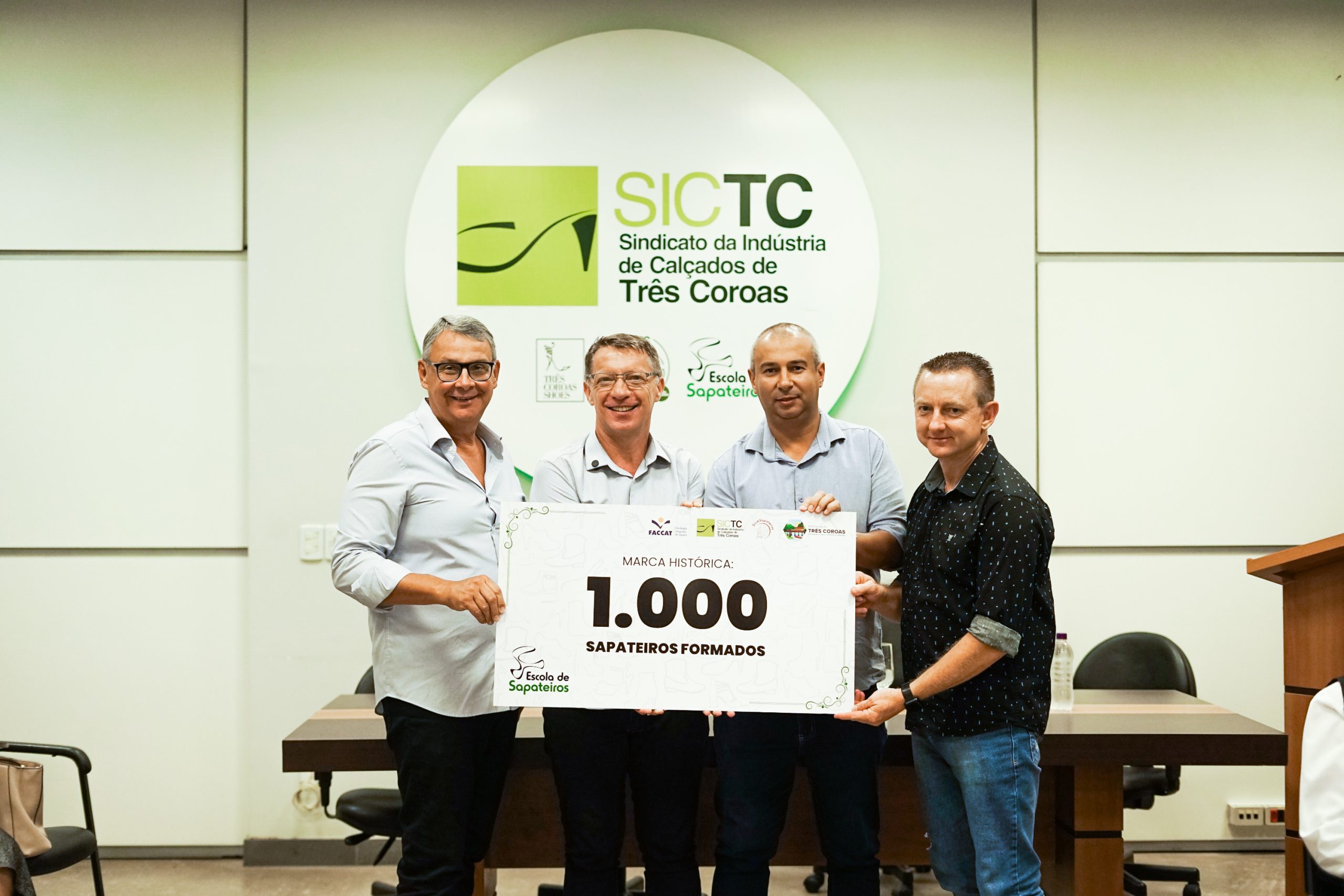 Faccat participa da Formatura das turmas da Escola em Três Coroas