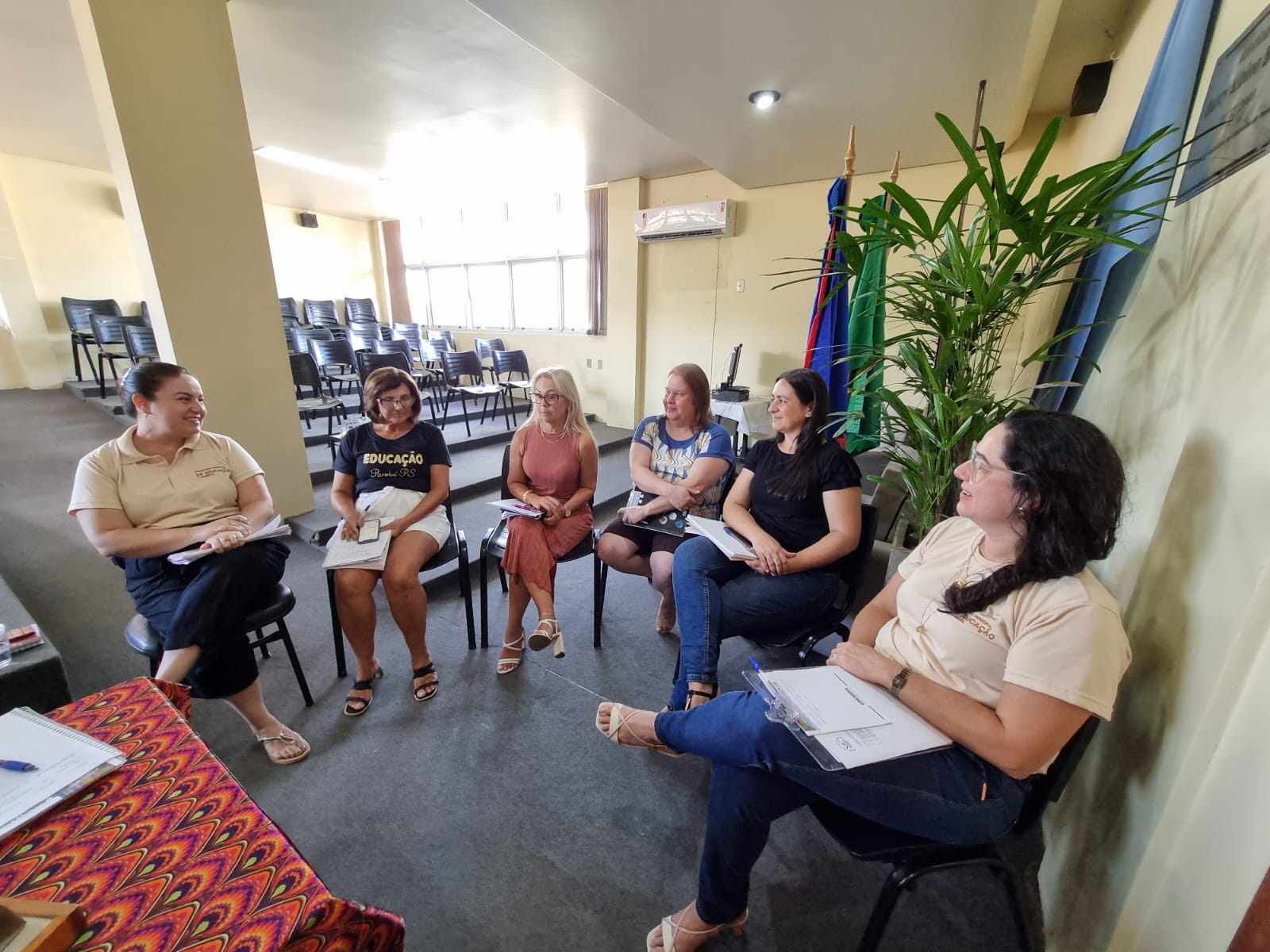 Educação de Parobé promove qualificação para acolhimento de alunos imigrantes