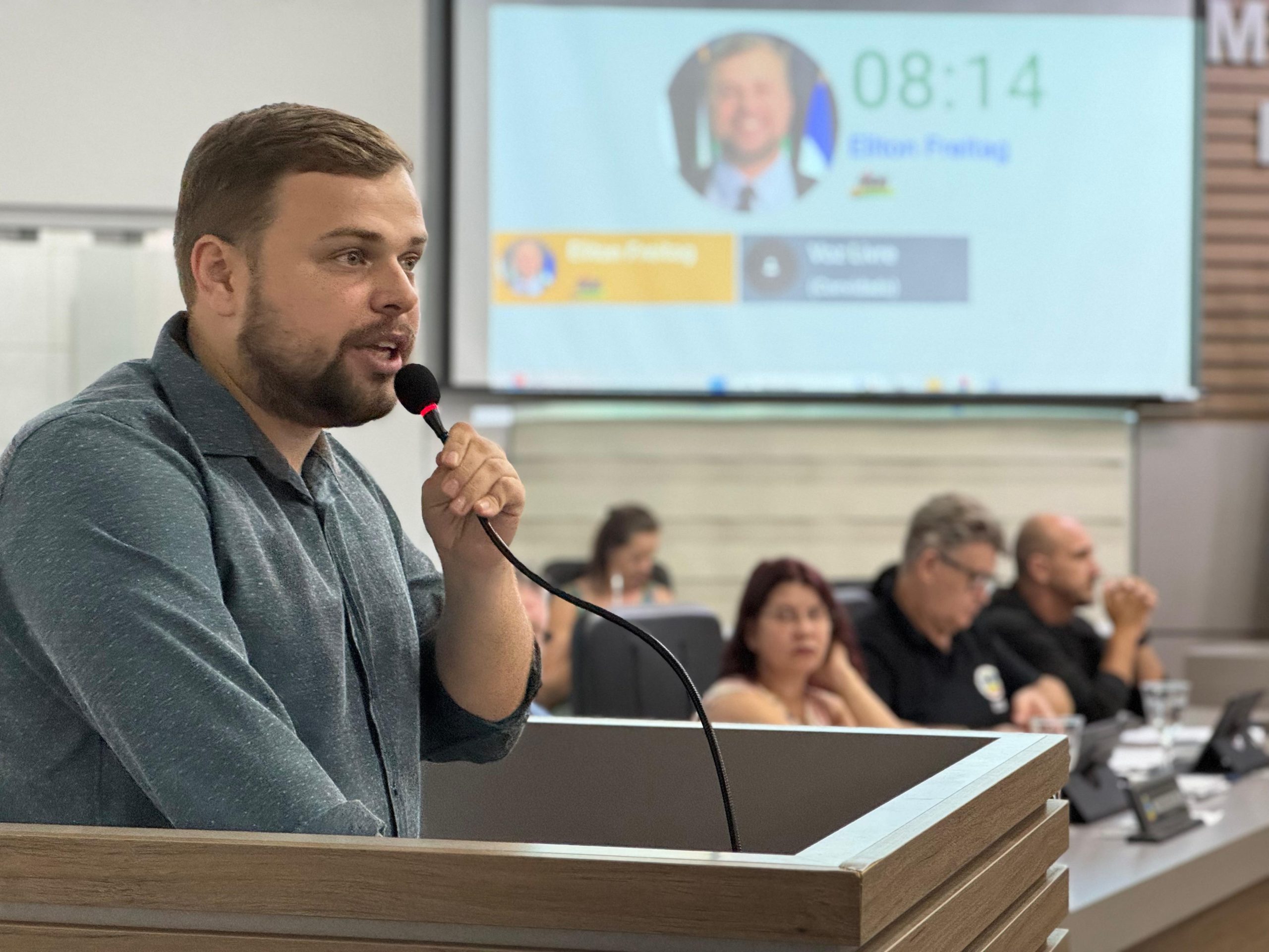 Vereador pede esclarecimentos sobre casas para atingidos pela enchente em Igrejinha