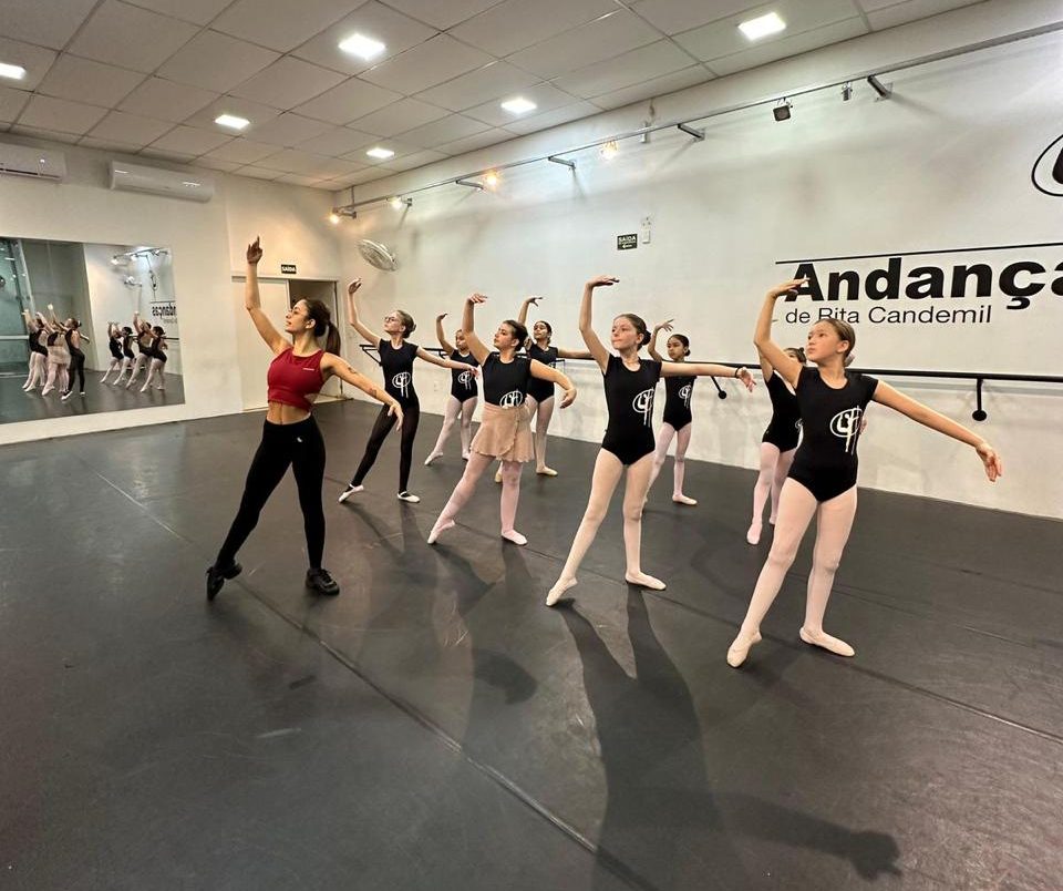 Academia Andanças oferece aulas gratuitas para crianças e adolescentes