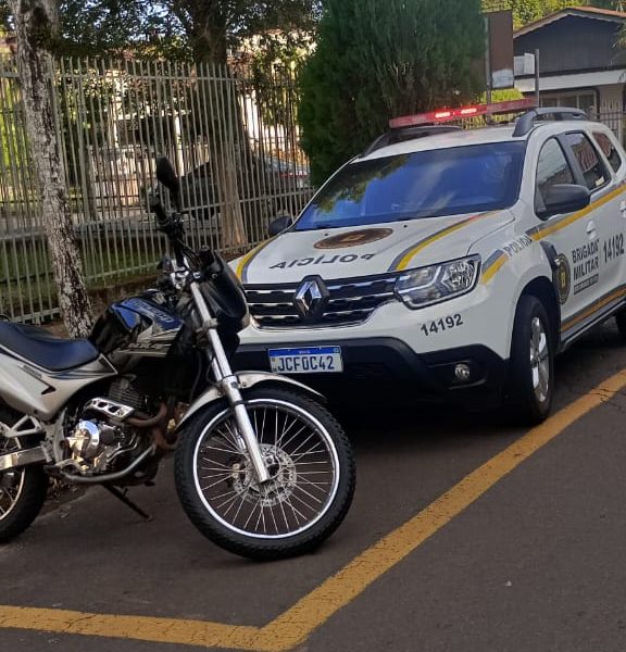 Homem é flagrado pilotando moto furtada na ERS 115