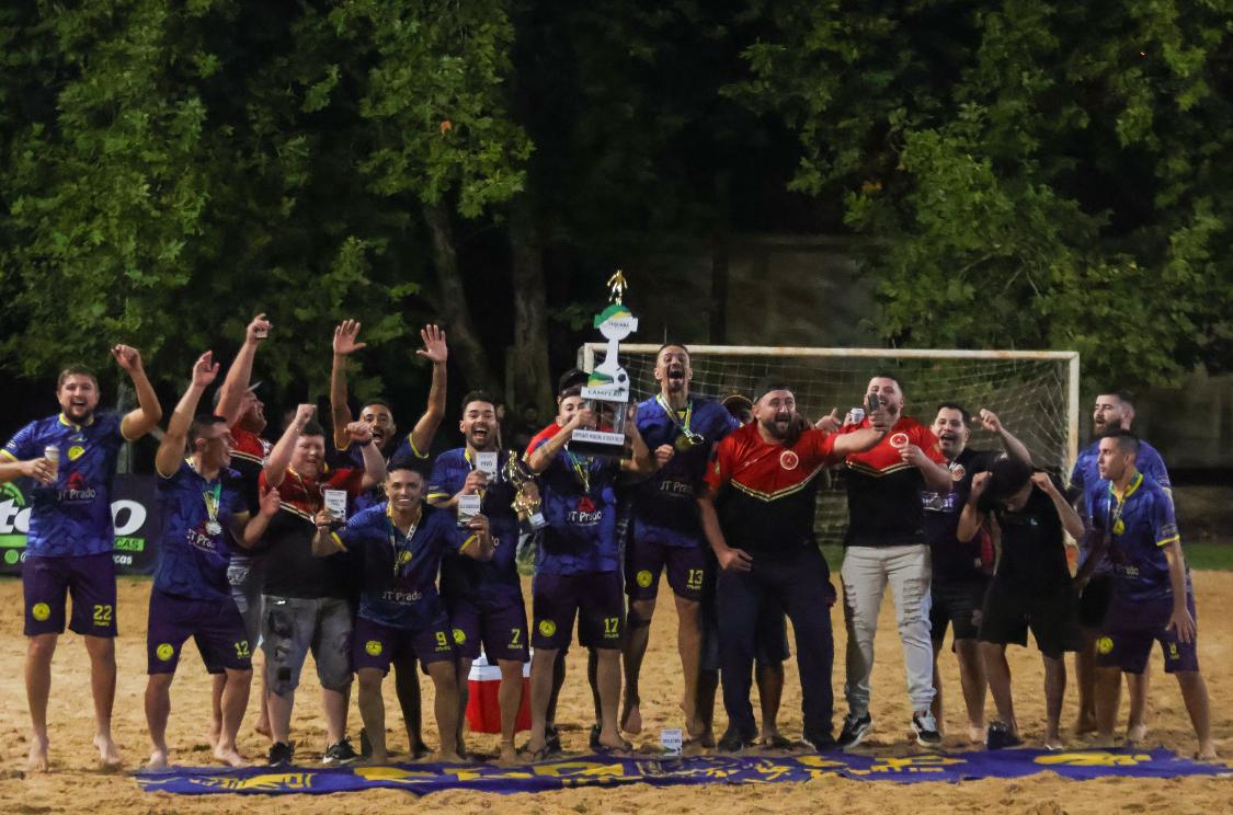 Finais do Beach Soccer atraem grande público e movimentam noite esportiva em Taquara