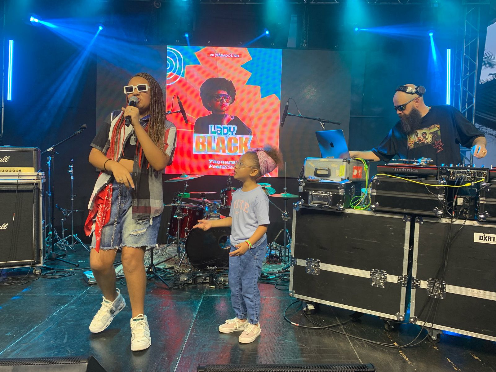 Lady Black se apresenta no Taquara Fest e anuncia novidades na carreira