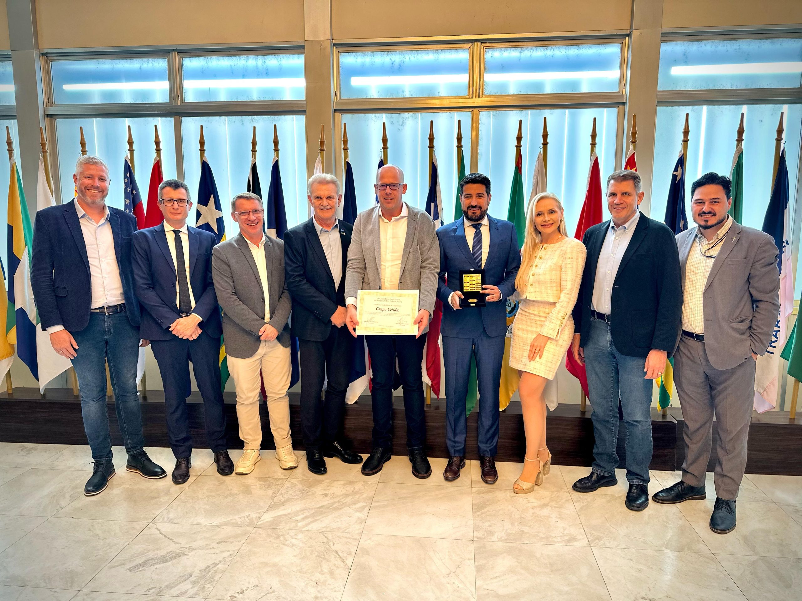 Grupo Crisdu recebe Medalha da 56º Legislatura da Assembleia Legislativa