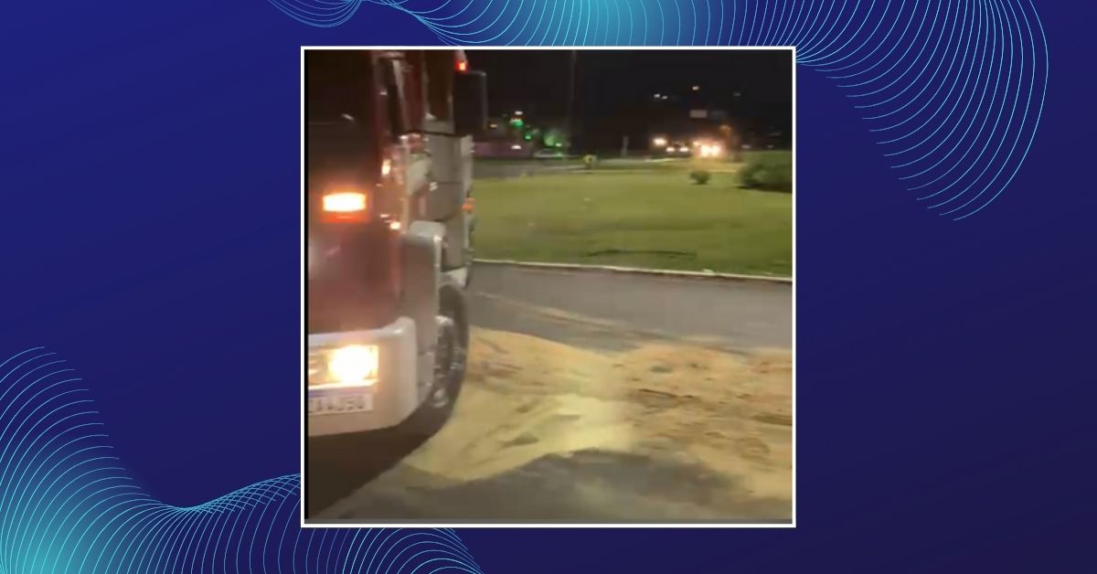 Derramamento de óleo diesel mobiliza bombeiros na ERS-115, em Três Coroas