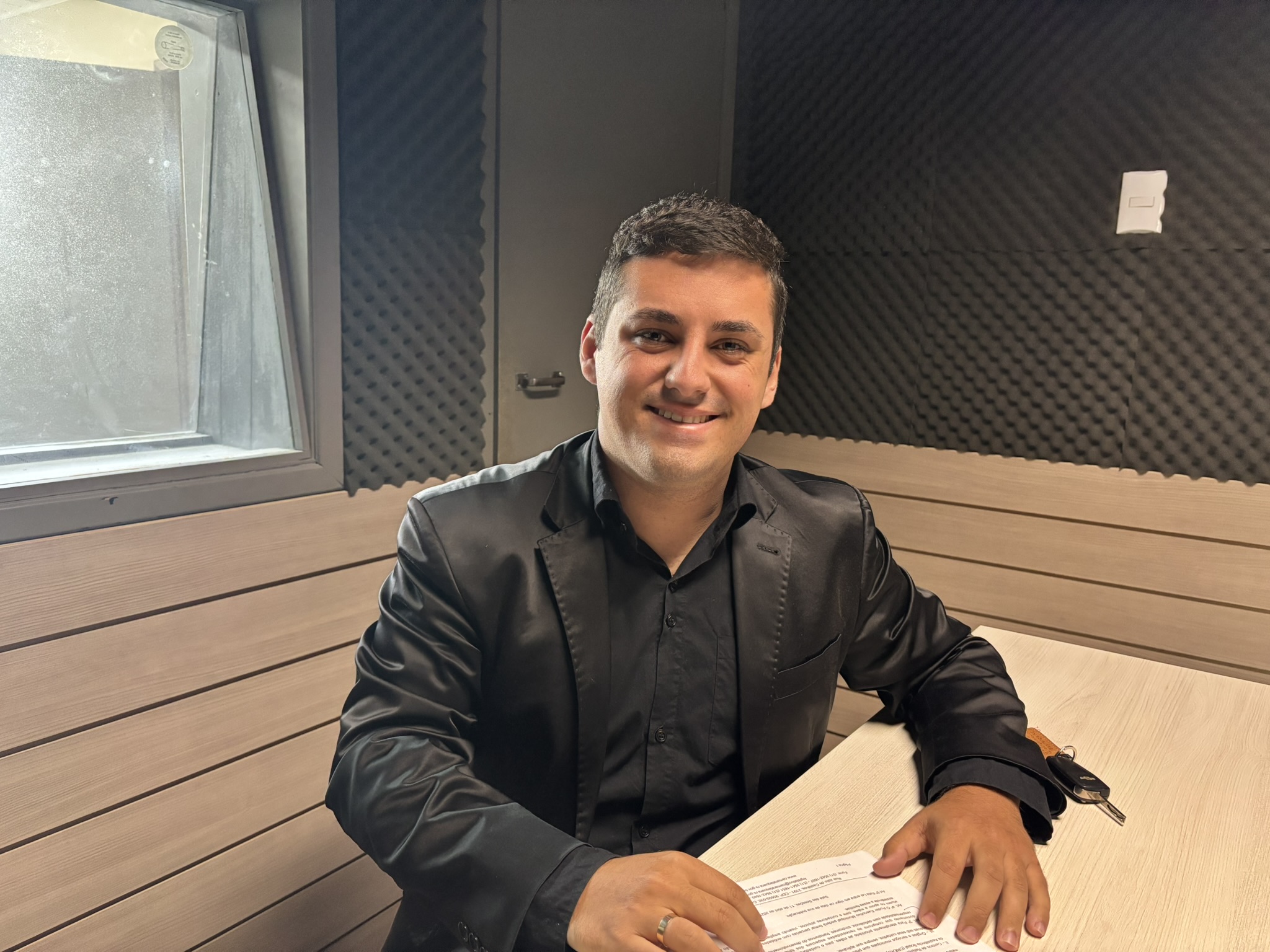 Vereador Júnior Eltz destaca aprovação de projeto para atendimento prioritário e ações em Brasília