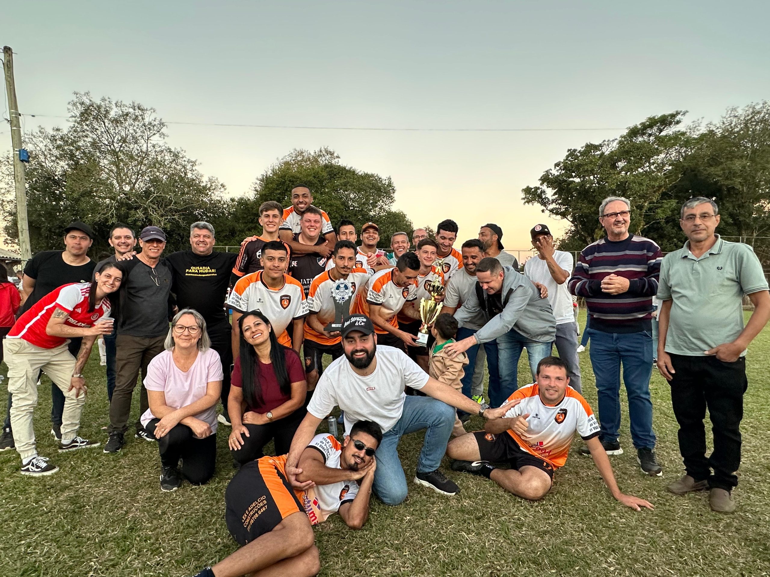 Parobé celebra trabalhadores e os 40 anos do Sindicato dos Sapateiros em torneio esportivo