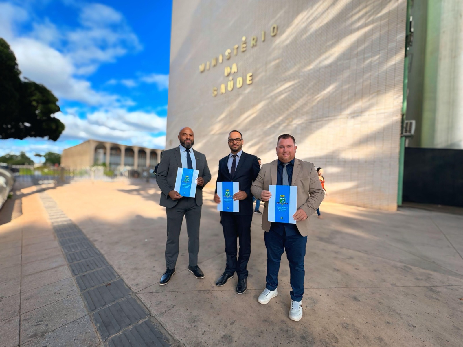 Comitiva da Câmara garante recursos para Saúde, Infraestrutura e Educação para Taquara