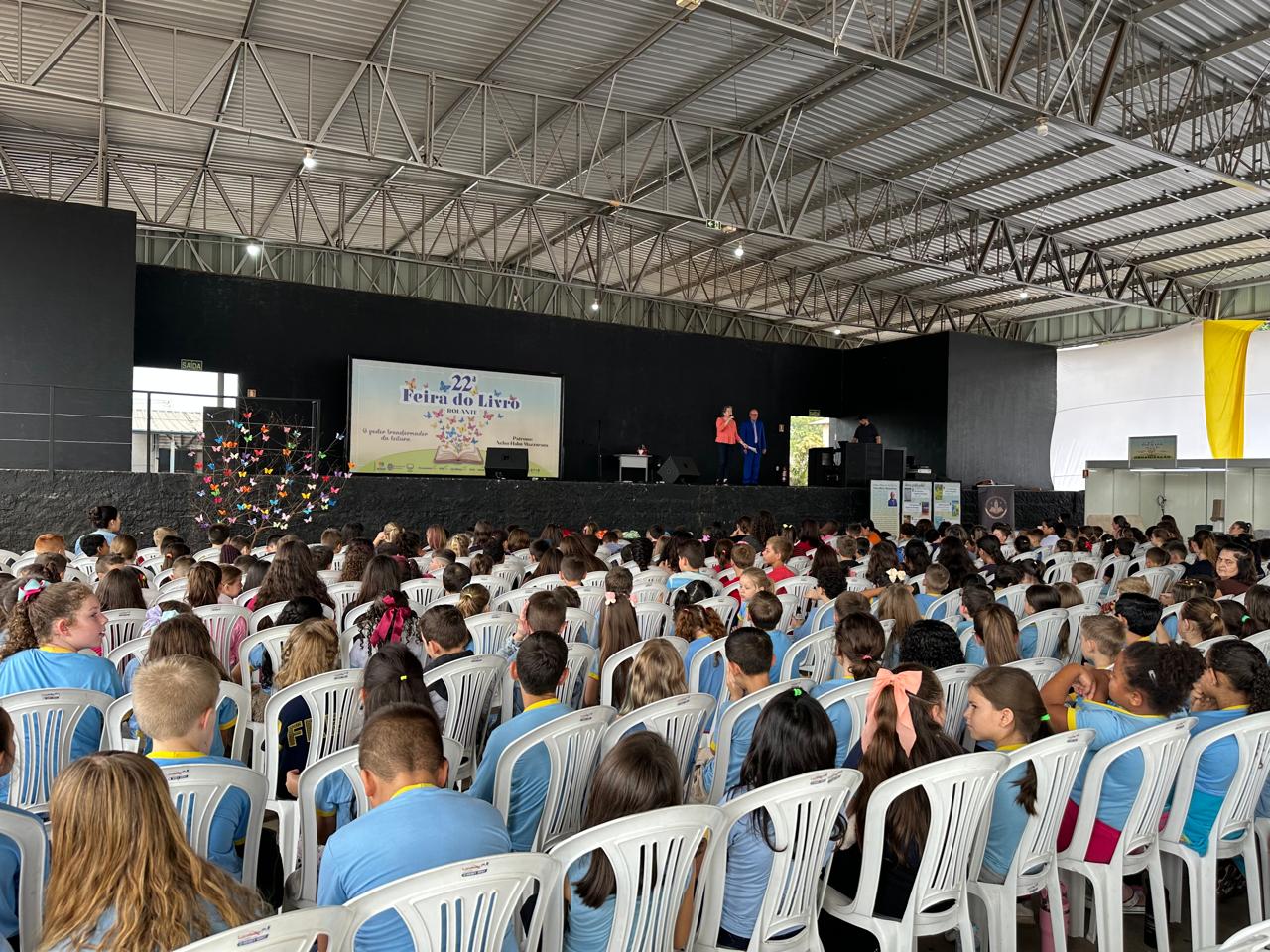 Feira do Livro de Rolante entra na reta final com programação voltada à cultura, leitura e inclusão