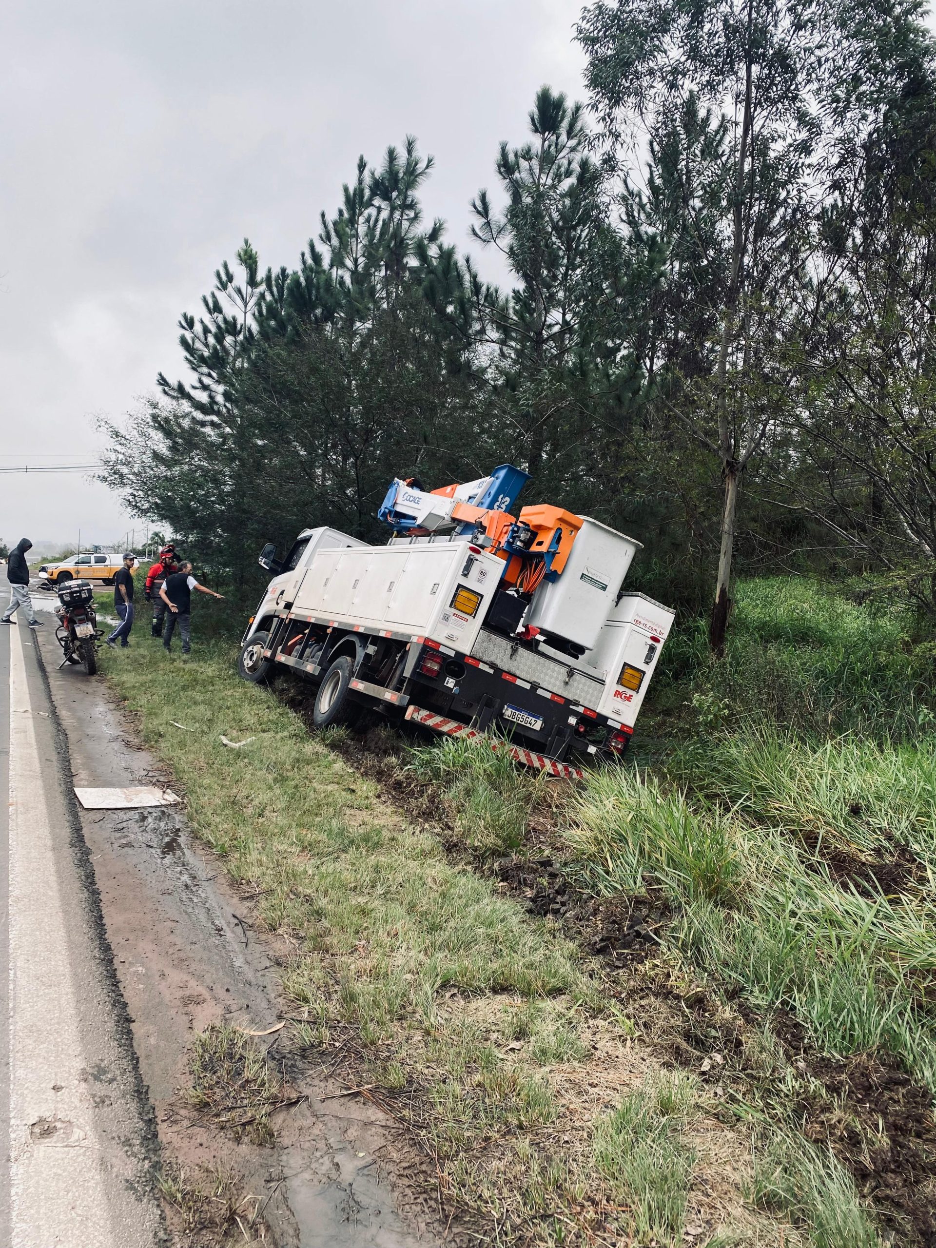 Morre motociclista envolvido em acidente com caminhão na ERS-239 entre Taquara e Rolante