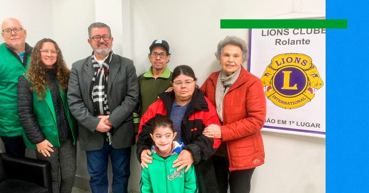 Prefeitura de Rolante realiza entrega de óculos a família em ação conjunta com o Lions Clube