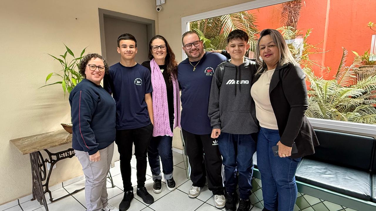 Projeto de alunos de Taquara alerta sobre os riscos do consumo de energéticos