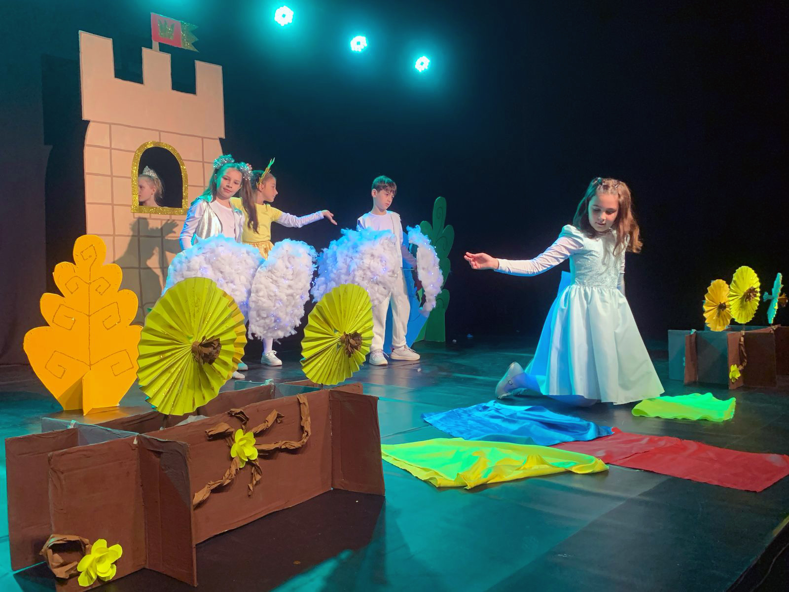 Teatro e educação caminham juntos no segundo dia do Festival de Esquetes de Rolante