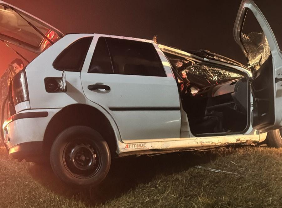 Fuga de abordagem da Brigada resulta em capotamento de veículo