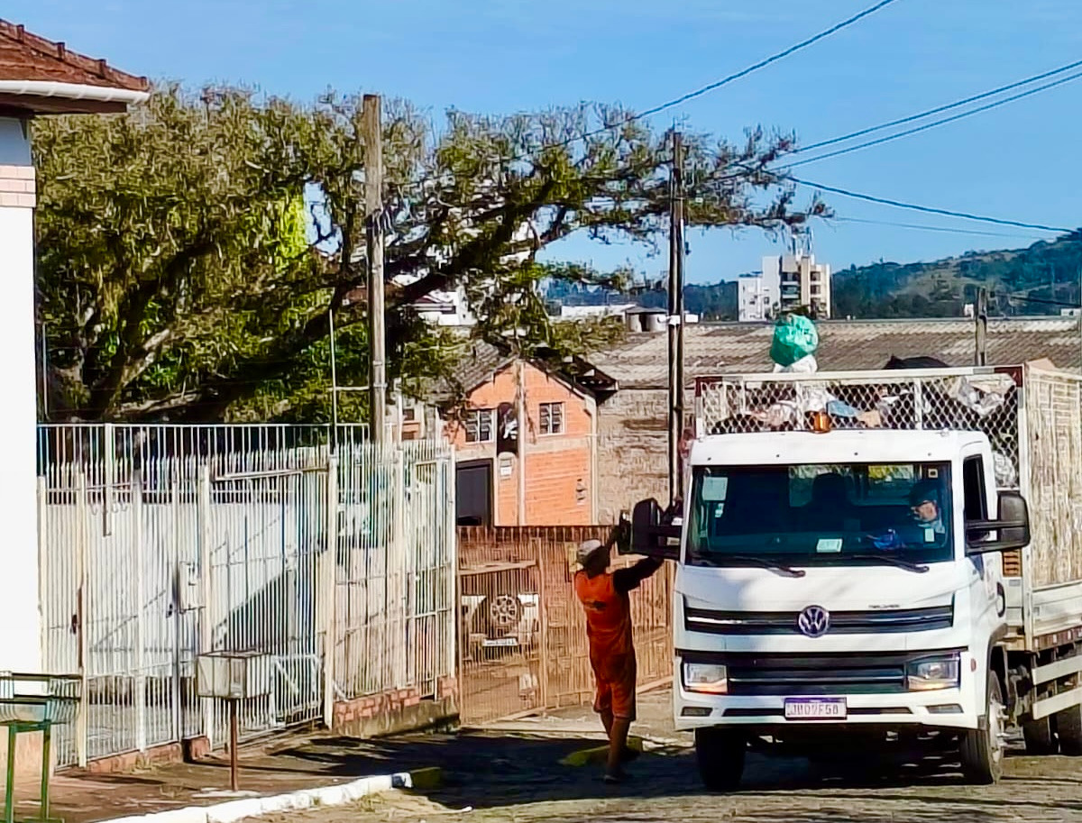 Coleta seletiva em Taquara é realizada semanalmente e contribui para preservação ambiental