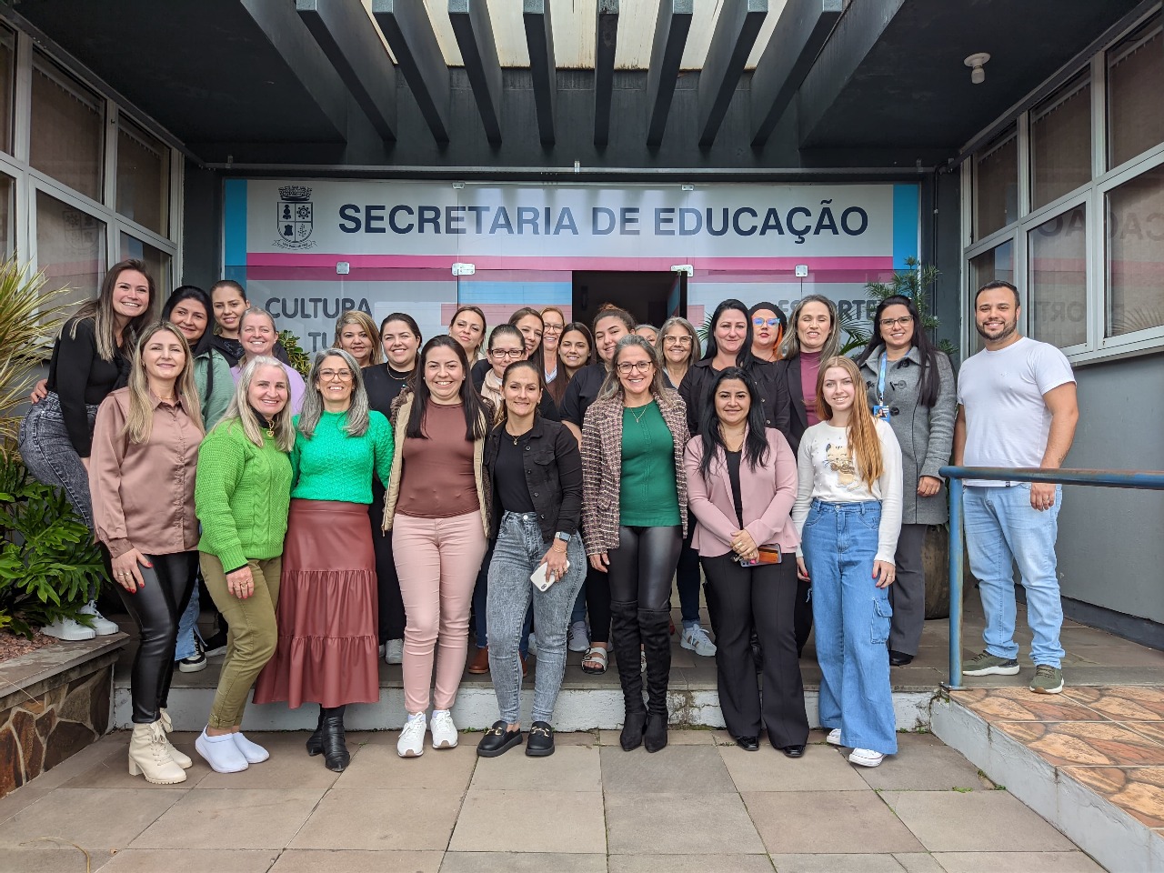 Parobé homenageia motoristas e recepcionistas da Saúde com ações de reconhecimento e capacitação