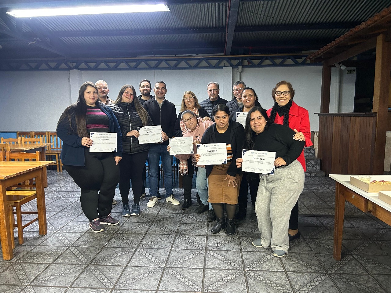 Formatura do curso gratuito de costura em calçados forma novos profissionais em Parobé