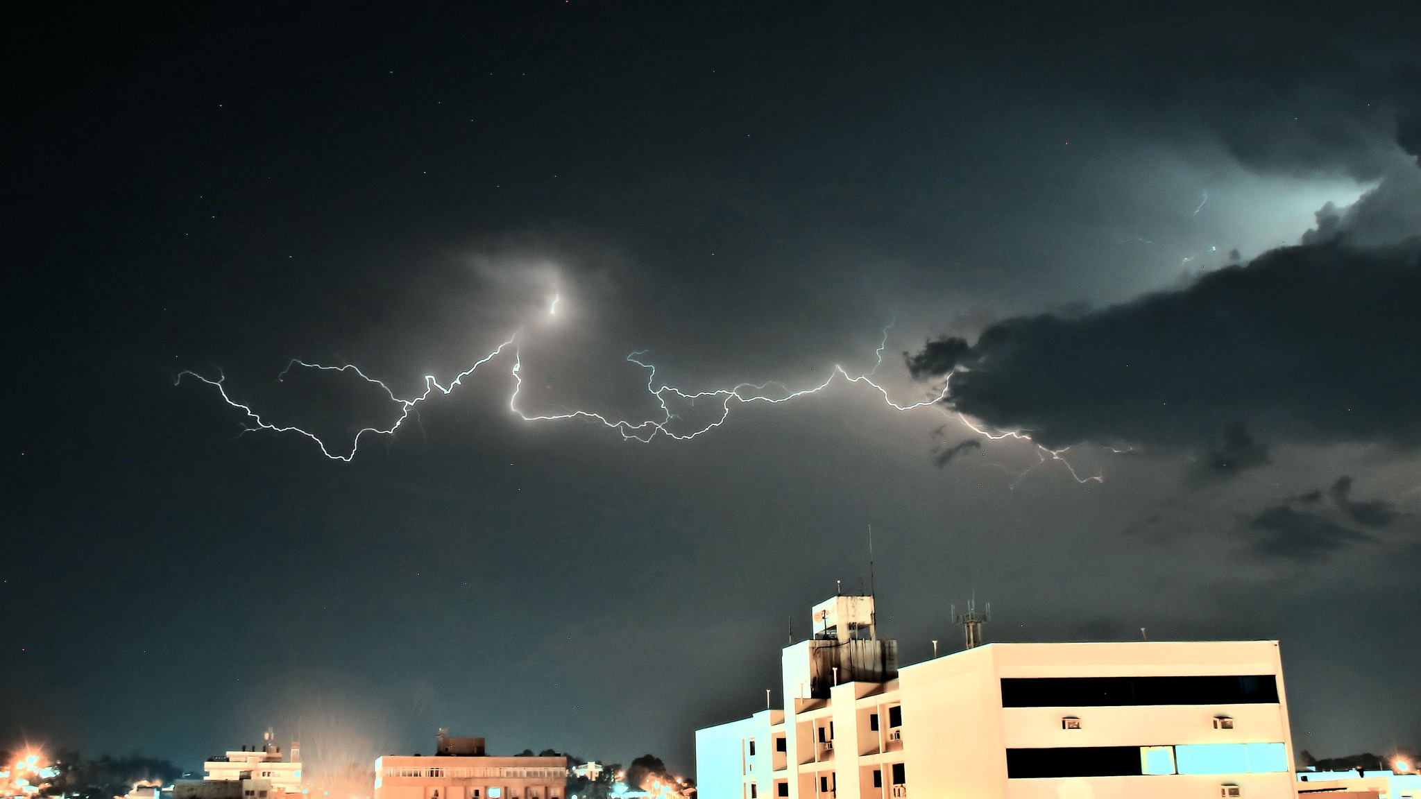 Municípios do Vale do Paranhana estão incluídos em alertas do INMET para chuvas intensas e tempestades