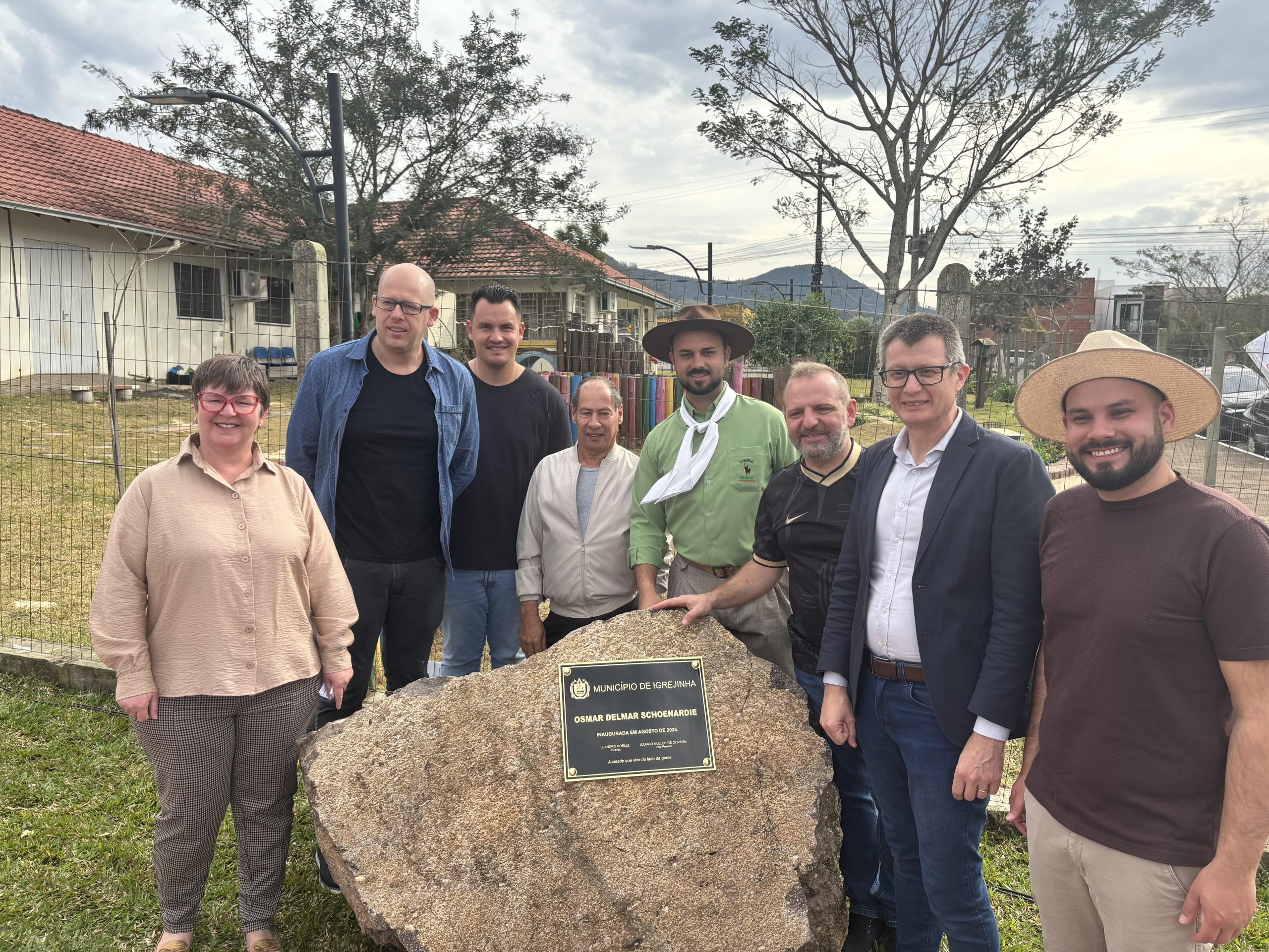 Igrejinha inaugura a Praça Osmar Delmar Schoenardie no bairro Bom Pastor