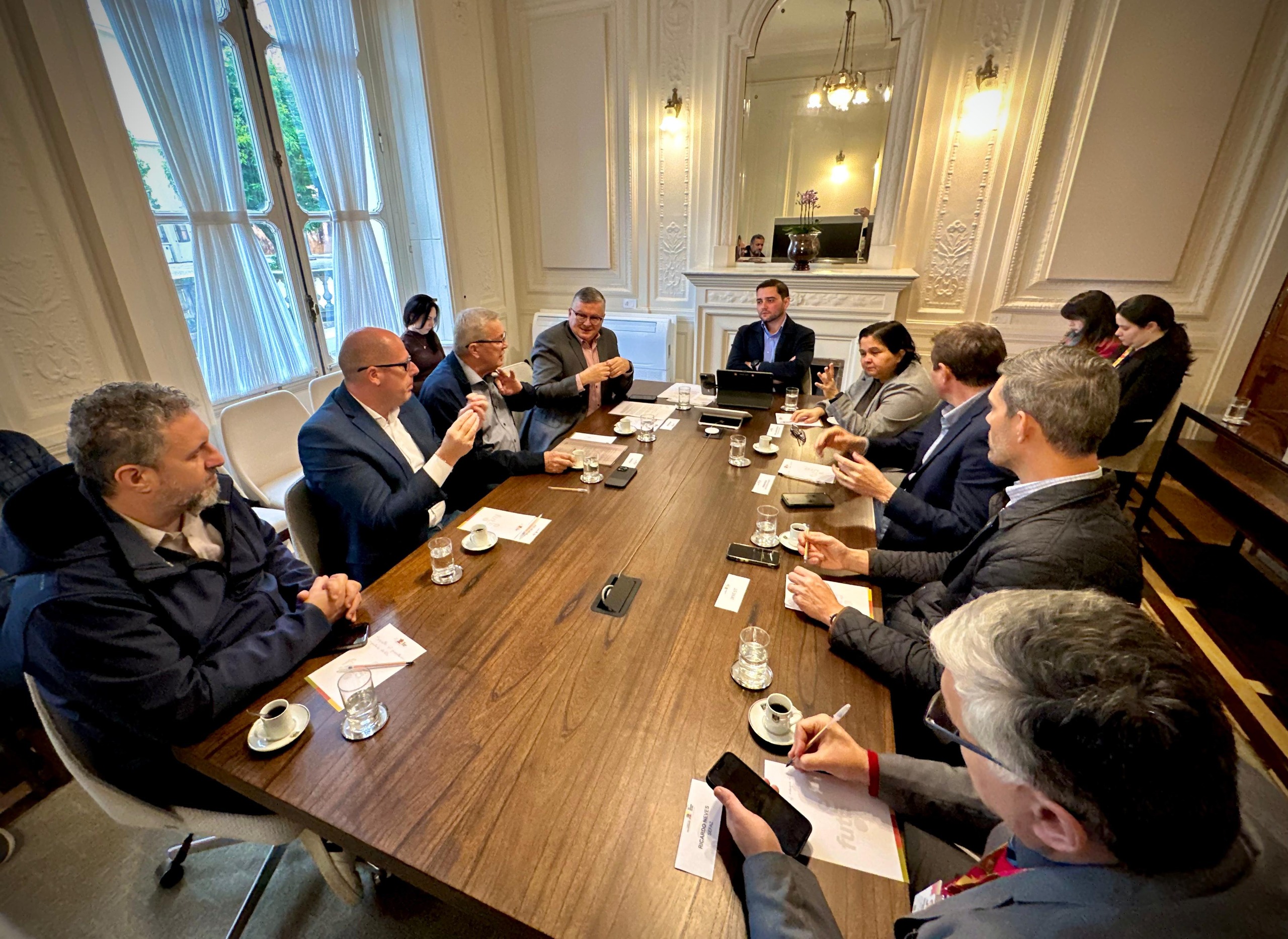 Deputado Joel quer socorro às empresas exportadoras equivalente ao que foi oferecido nas enchentes