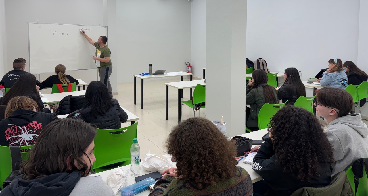 Instituto Desenvolver inicia curso preparatório para ENEM e vestibular