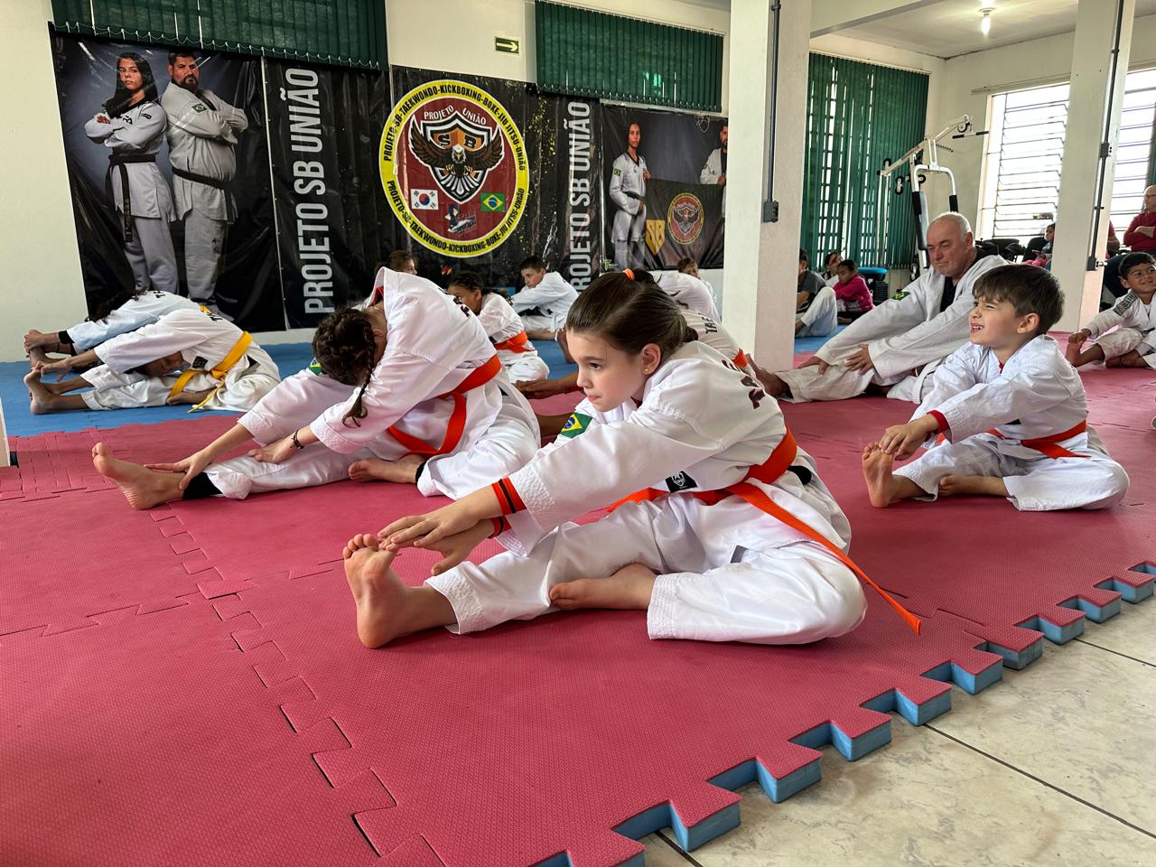 Projeto SB União transforma vidas com artes marciais e horta comunitária em Taquara