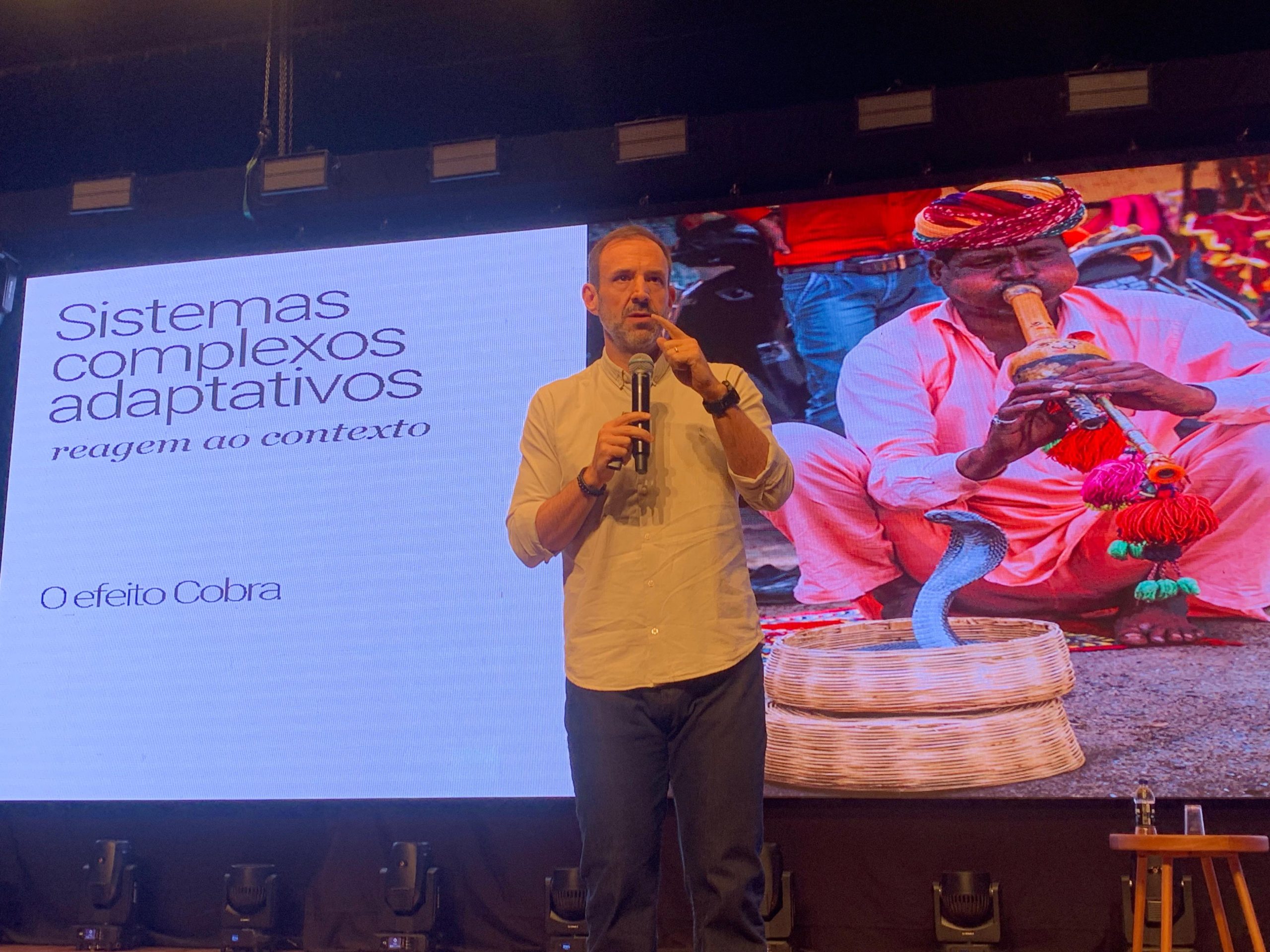 Daniel Levy explora liderança em ambientes complexos no Taquara Summit