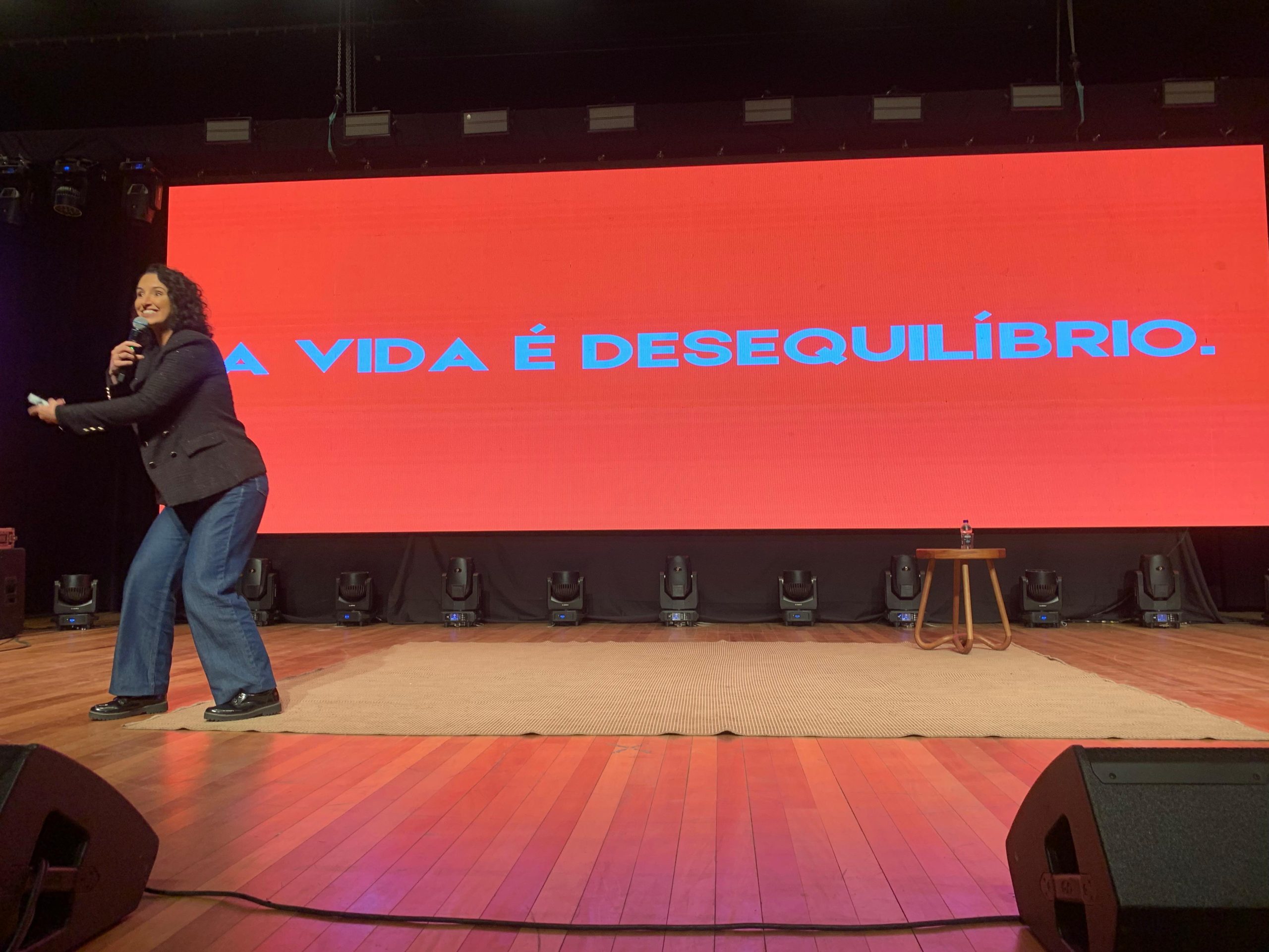 Histórias que transformam: Alice Bastos Neves encerra o Taquara Summit com reflexão sobre sonhos e bem-estar