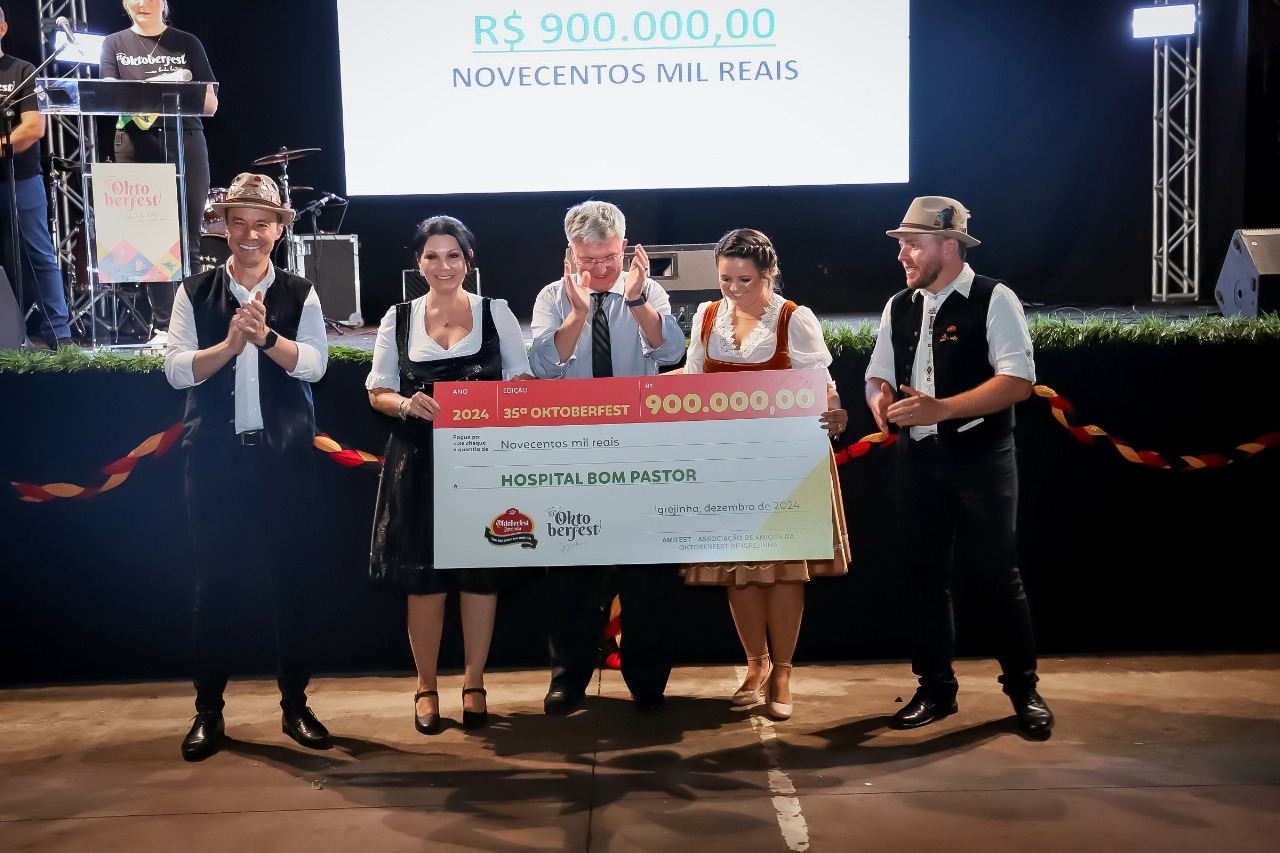 Na Oktoberfest de Igrejinha, o voluntariado transforma festa em melhorias para a saúde, segurança e cultura da região