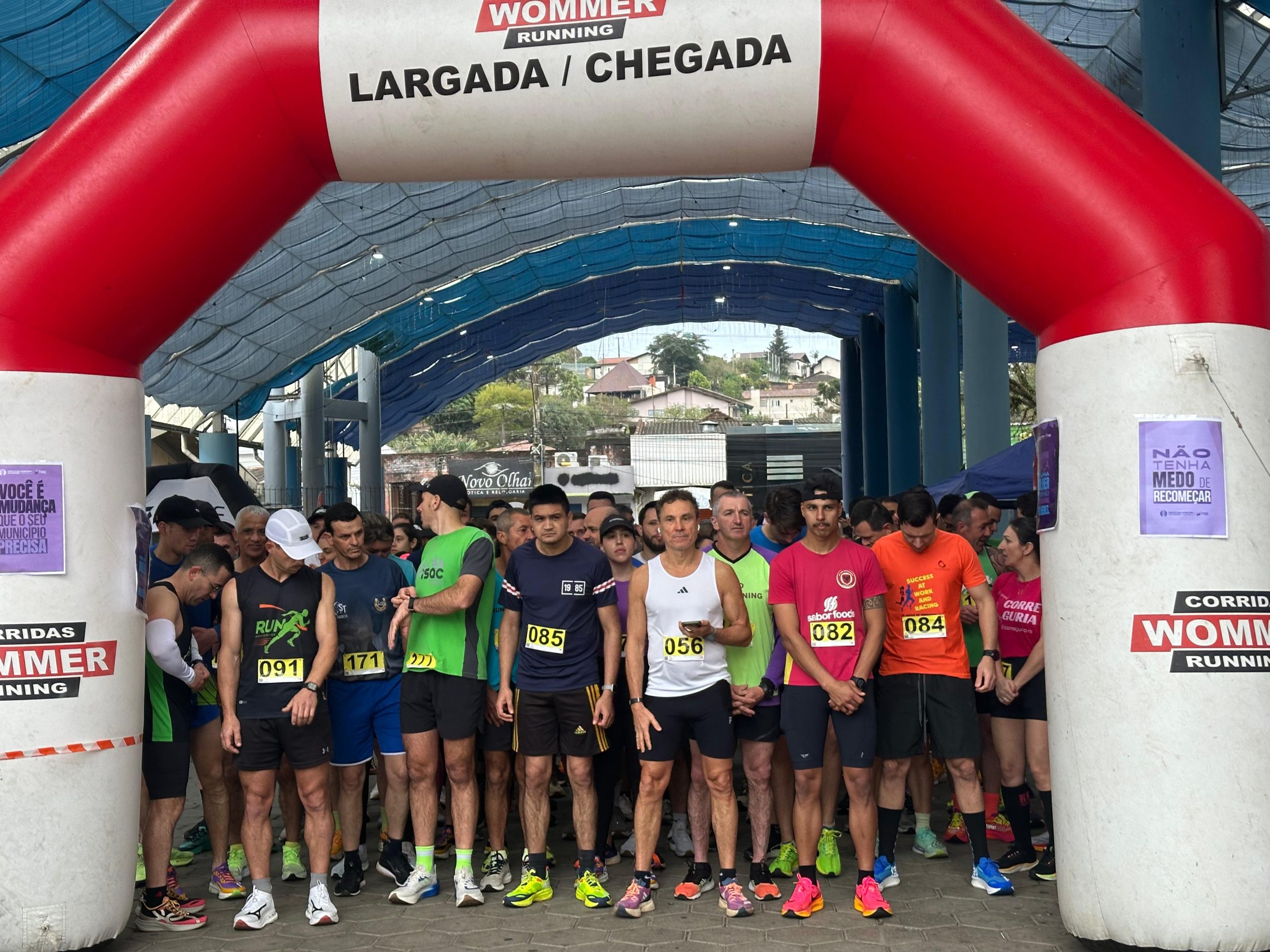 1ª Corrida Lilás reúne 300 participantes em Parobé e marca ações de enfrentamento à violência contra a mulher