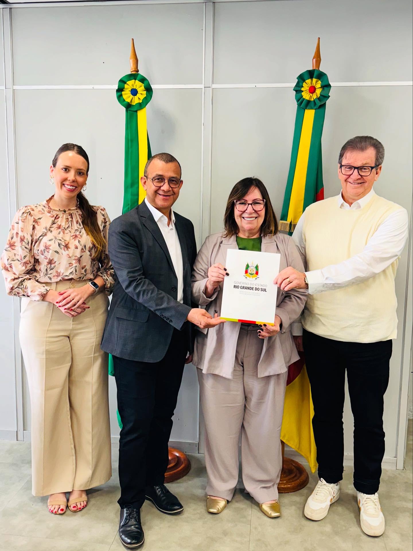 Prefeitura de Taquara firma convênio com o Governo do Estado para construção de 35 novas moradias no Bairro Empresa