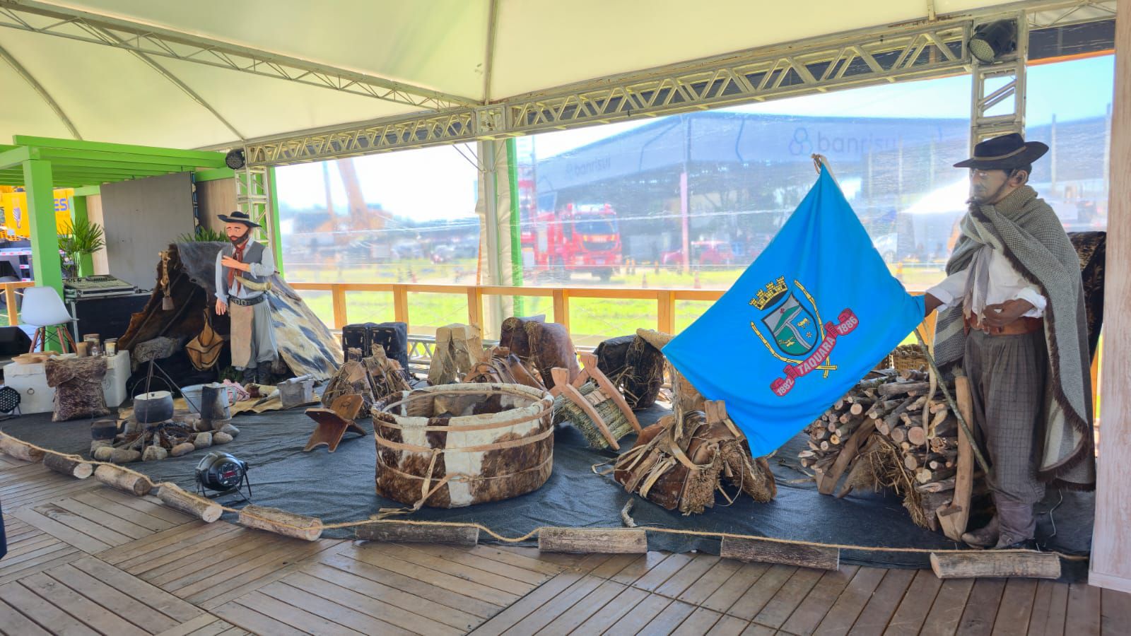 Tropeirista taquarense celebra conquista de espaço para o tropeirismo na Expointer