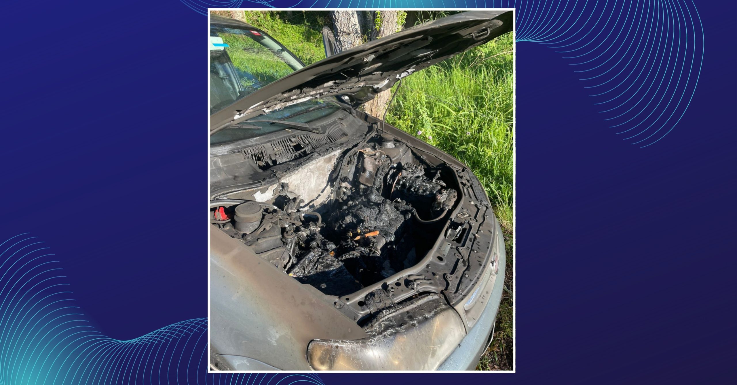 Incêndio veicular é atendido por bombeiros no bairro Saibreira, em Igrejinha