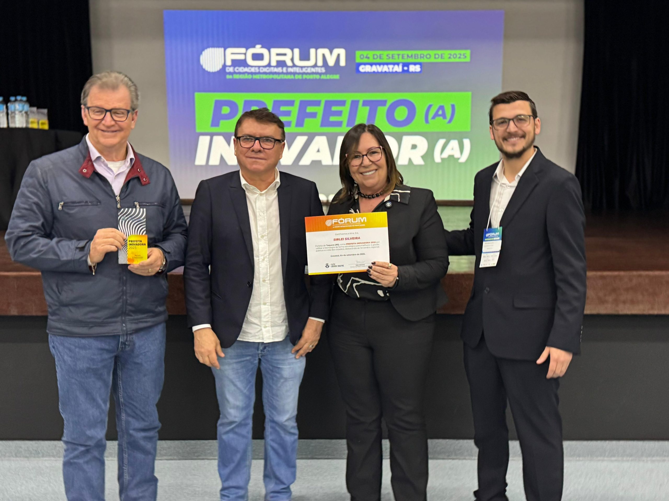 Prefeita de Taquara é reconhecida no Prêmio Prefeitos Inovadores 2025 com aplicativo pioneiro de turismo