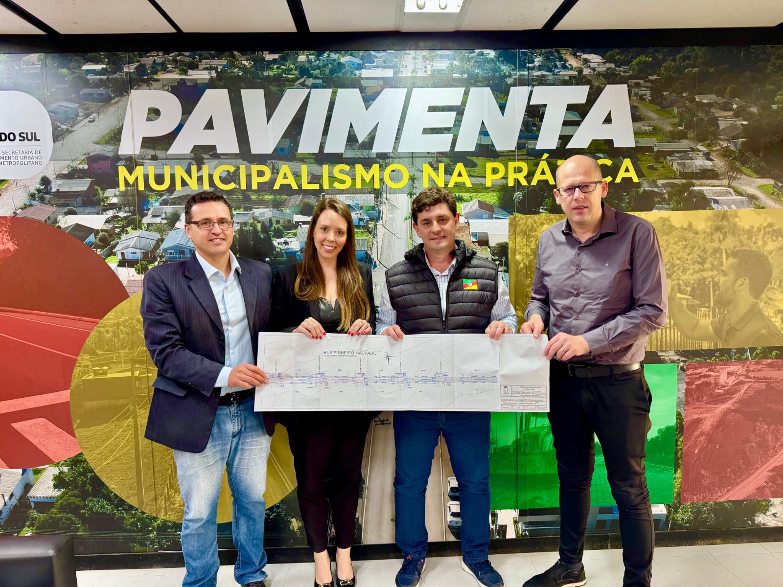 Administração taquarense debate projeto de macrodrenagem da Rua Pinheiro Machado com o governo do Estado