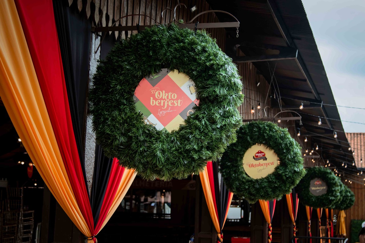 Amifest convida comunidade a participar do concurso “Igrejinha vestida de Oktoberfest”