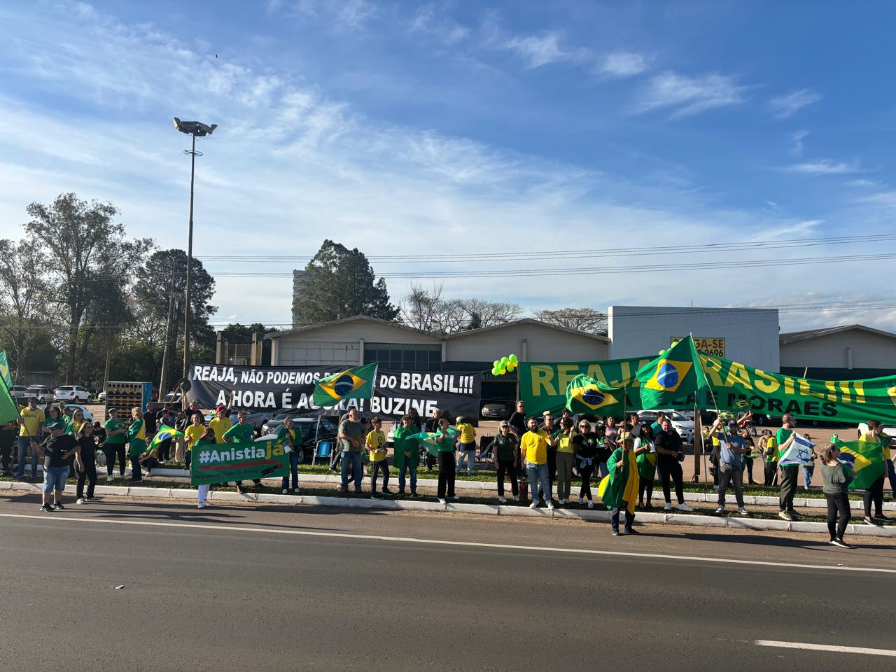 Manifestação em Taquara defende a pauta da anistia