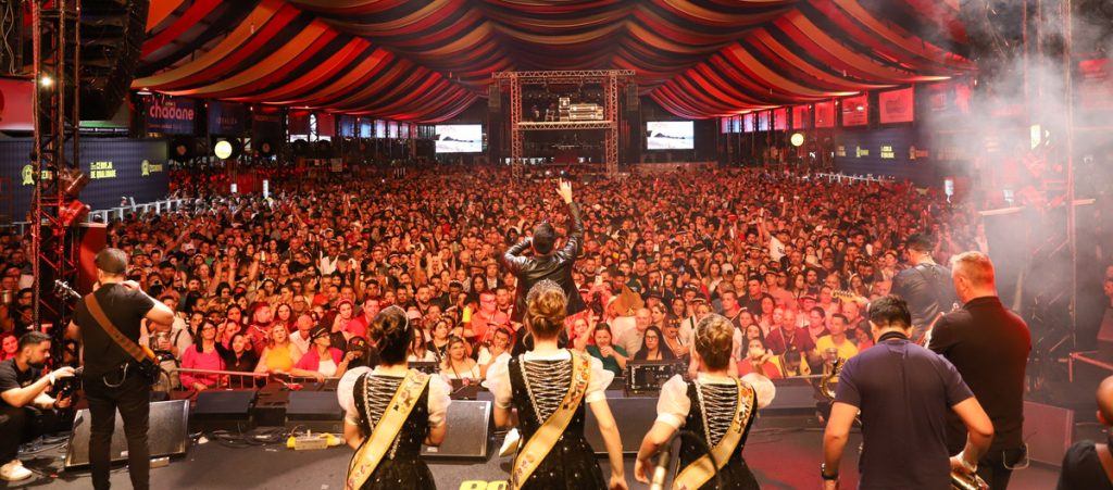 37ª Oktoberfest de Igrejinha promove sorteio de 100 tickets de chopp e acesso a camarim