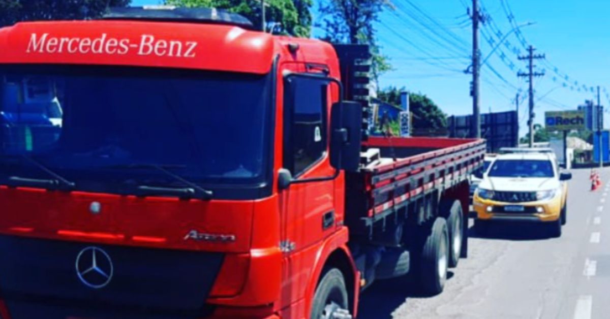 Caminhão com placas de Taquara é envolvido em acidente fatal na BR-386