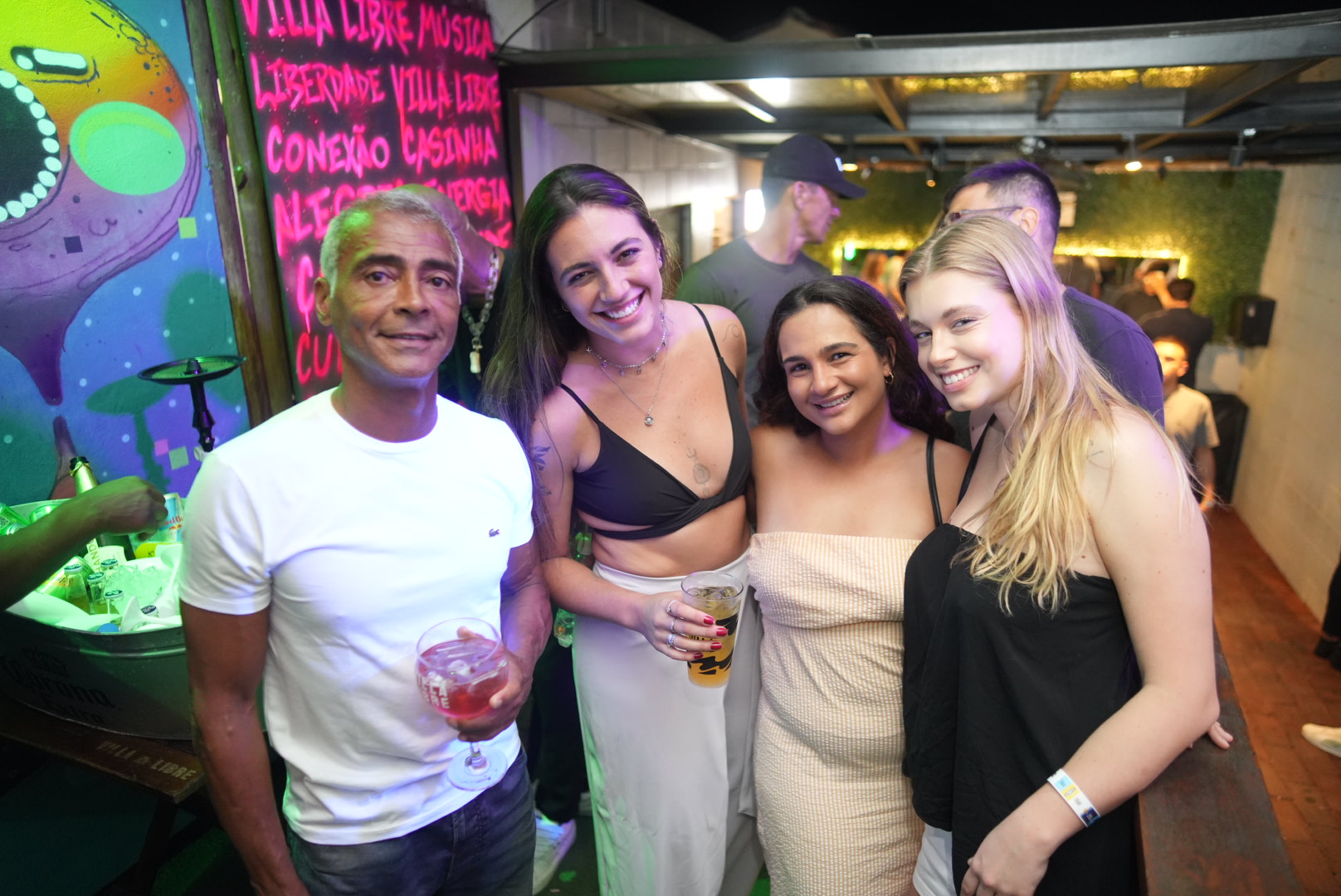 Romário curte noite em Três Coroas após partida beneficente