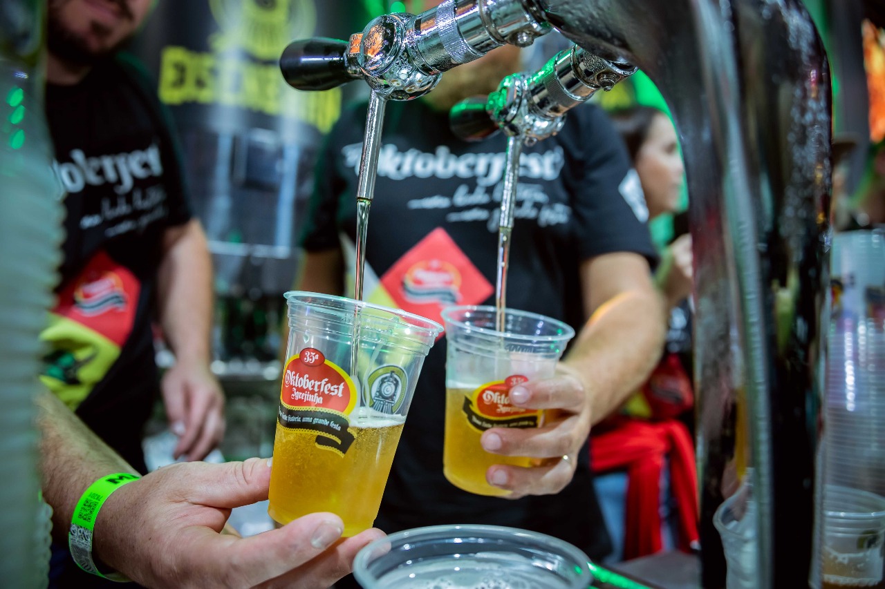 Além de chopp, 36ª Oktoberfest de Igrejinha oferece diversidade de bebidas e sabores