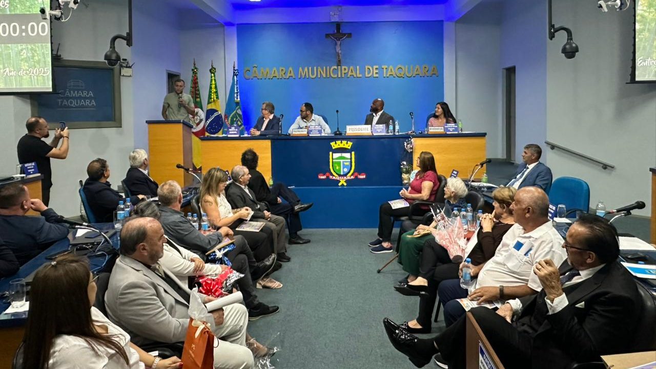 Câmara de Taquara homenageia 13 personalidades com títulos de Cidadão Taquarense e Benemérito