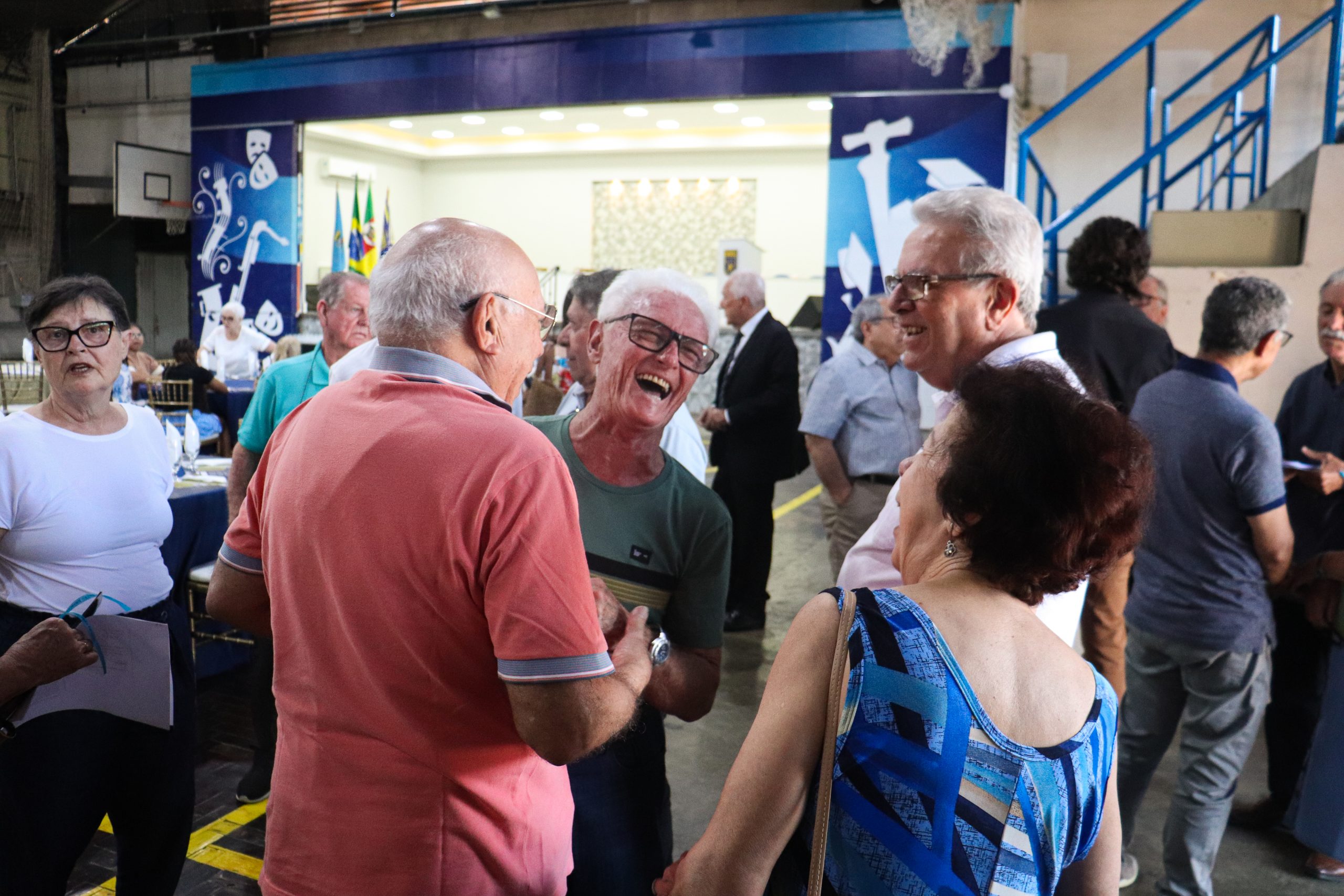 Ex-alunos de 1965 participam de solenidade pelos 60 anos do Cimol