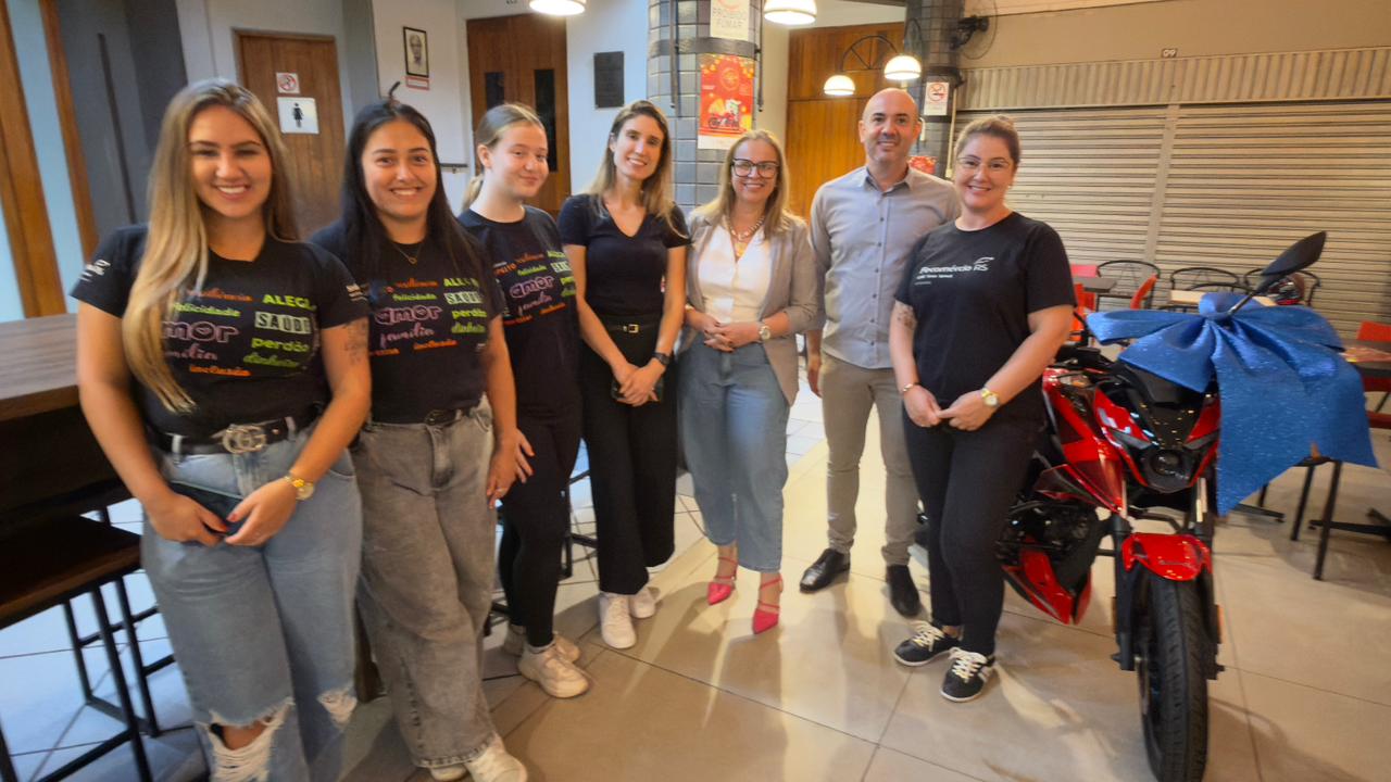 Sindilojas VP sorteia moto e outros prêmios na campanha Compre Aqui, Natal Feliz