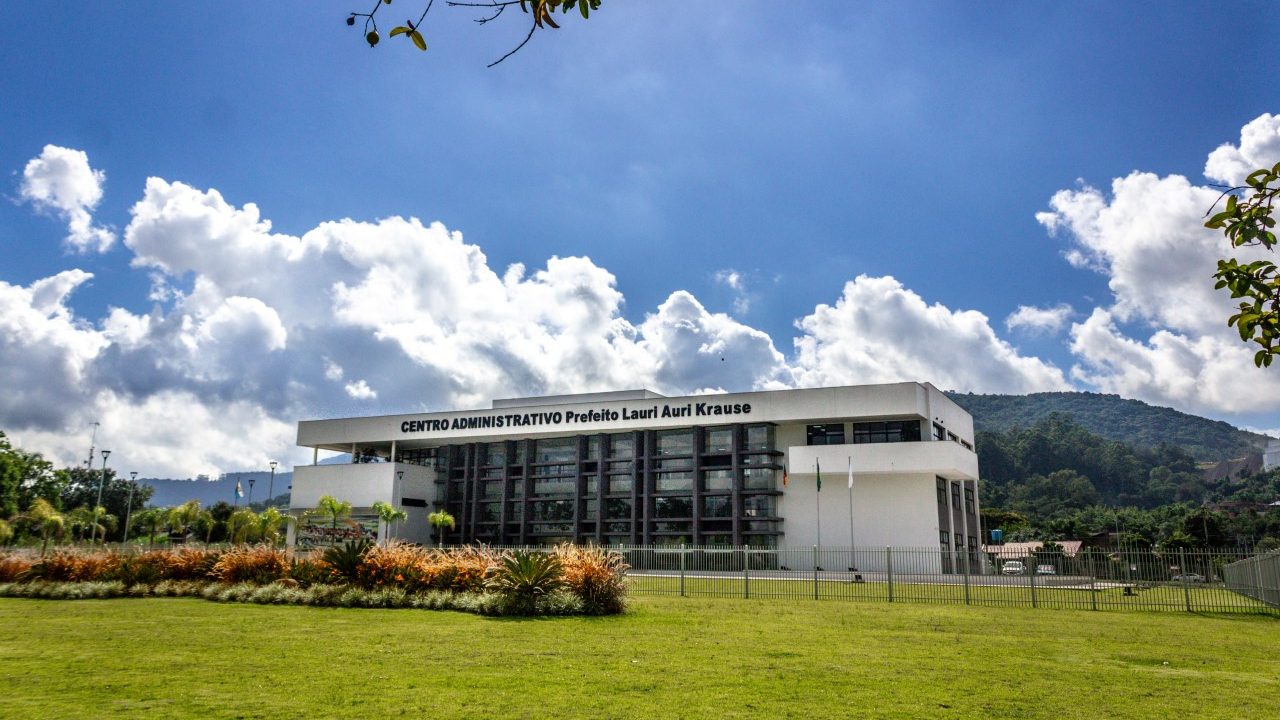 Prefeitura de Igrejinha lança nova versão do aplicativo Compra Aqui Igrejinha